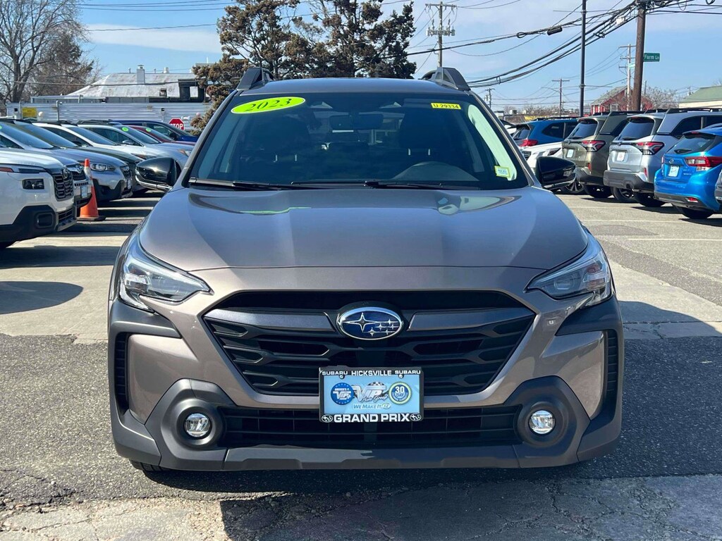 Used 2023 Subaru Outback Premium Premium CVT