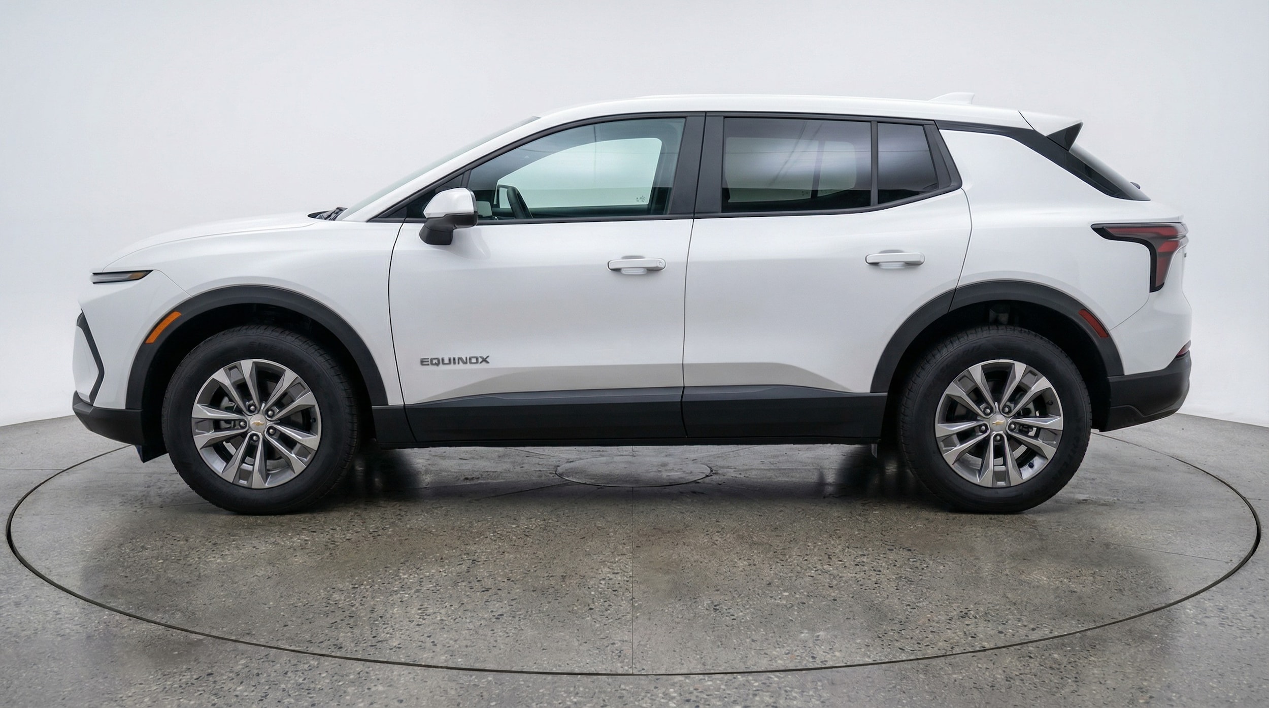 Thumbnail: 2025 Chevrolet Equinox - 4