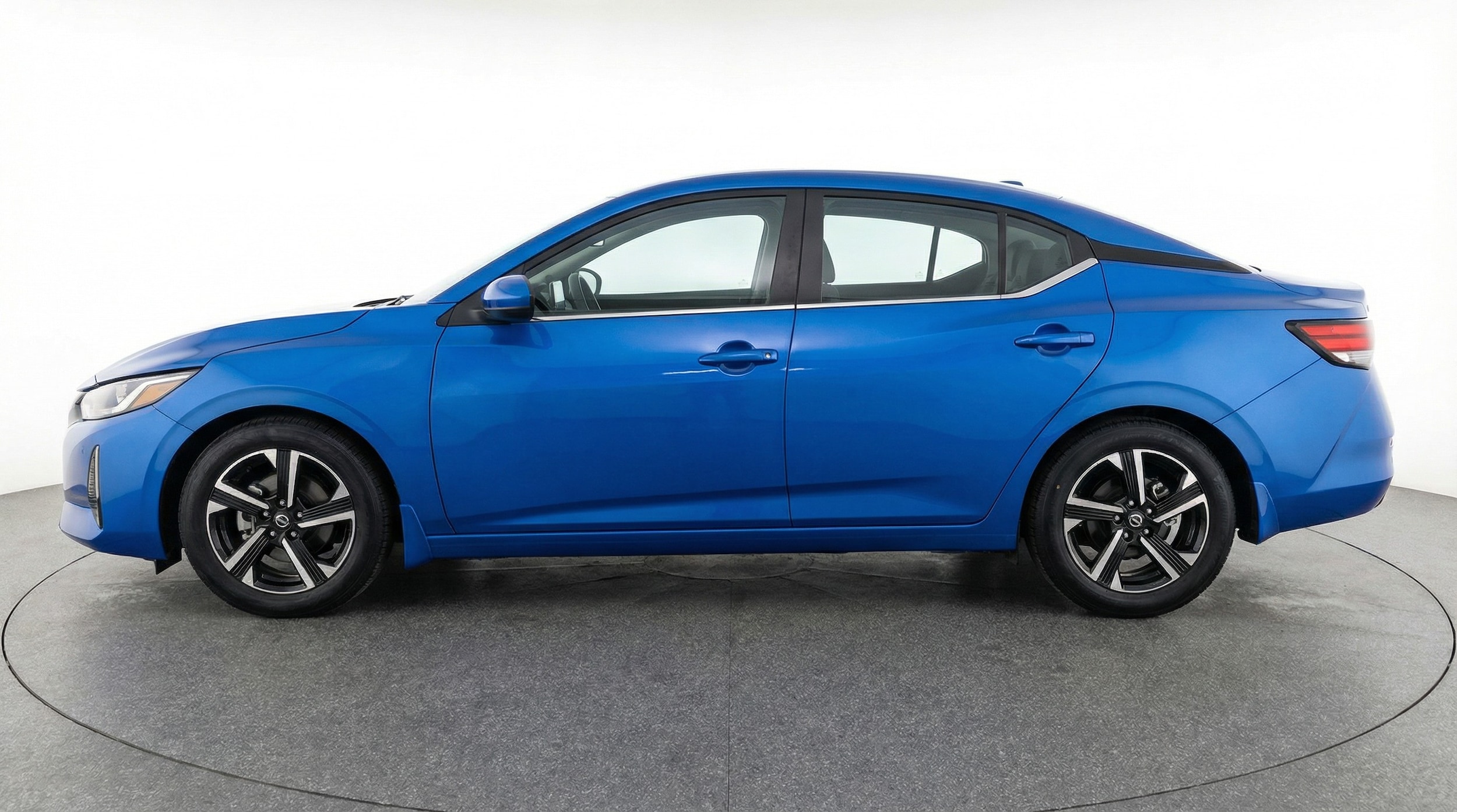 Thumbnail: 2025 Nissan Sentra - 4