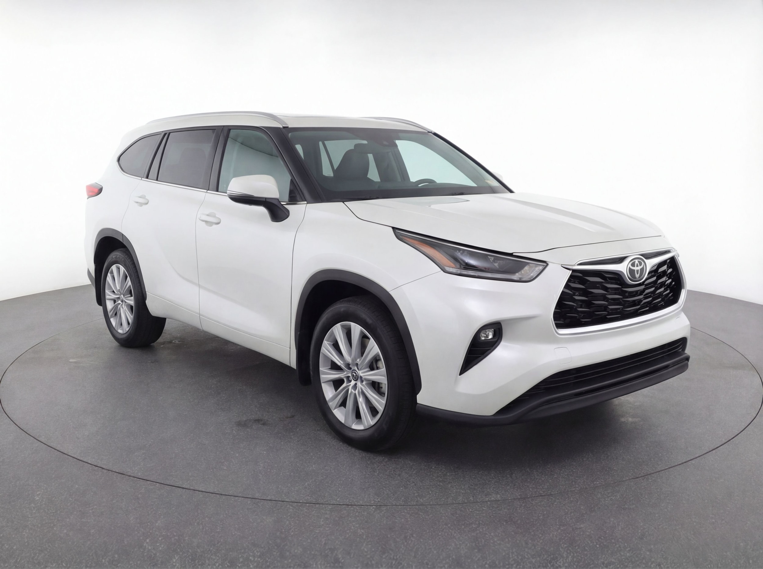 Thumbnail: 2024 Toyota Grand Highlander - 1