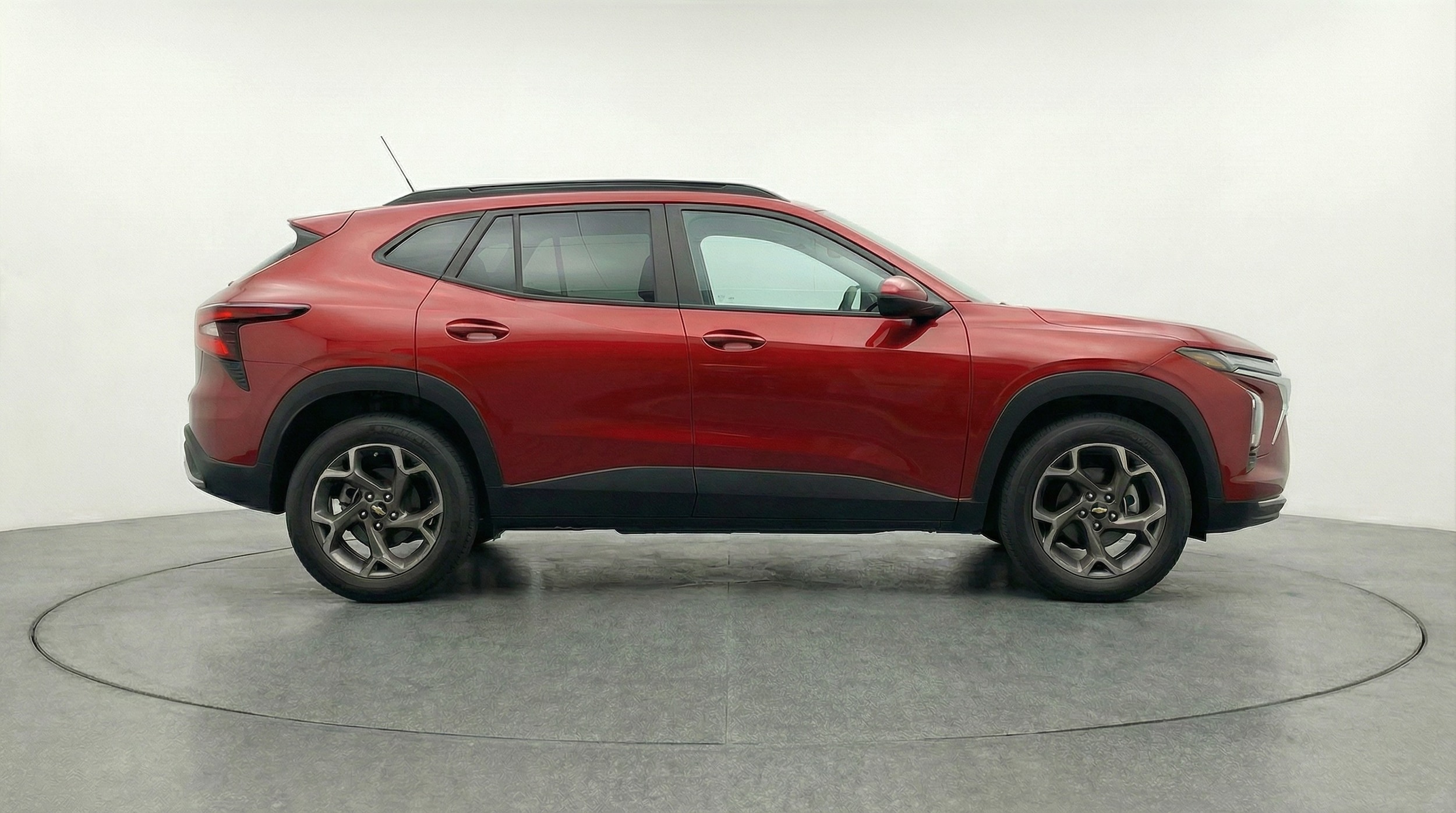 Thumbnail: 2025 Chevrolet Trax - 8