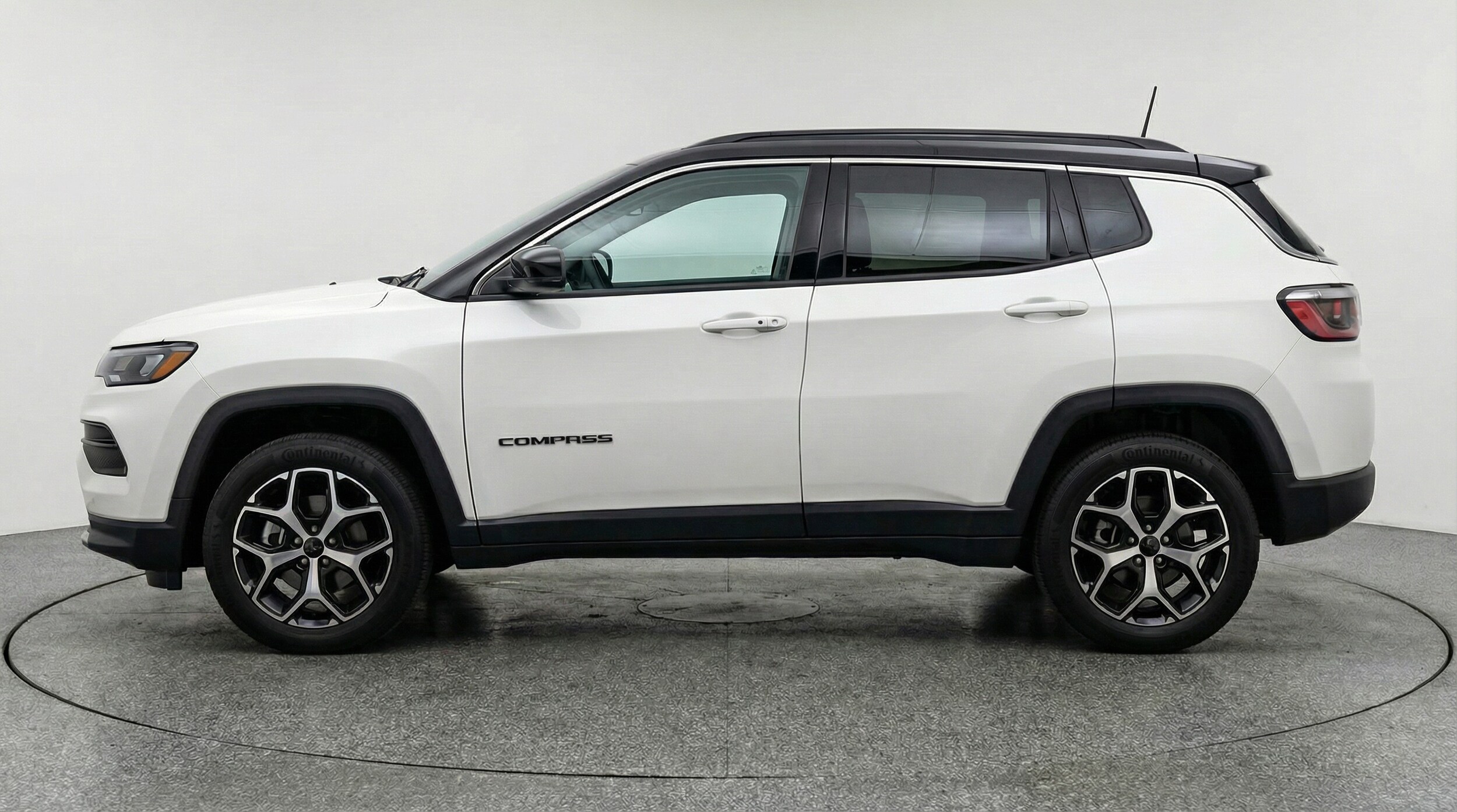 Thumbnail: 2025 Jeep Compass - 4