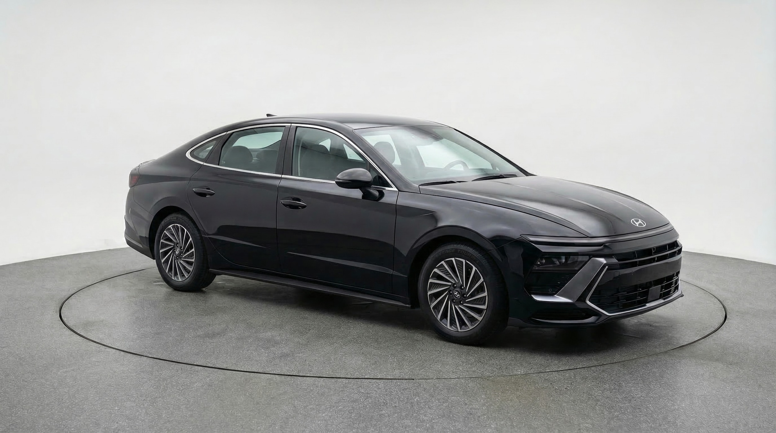 Thumbnail: 2025 Hyundai Sonata - 1