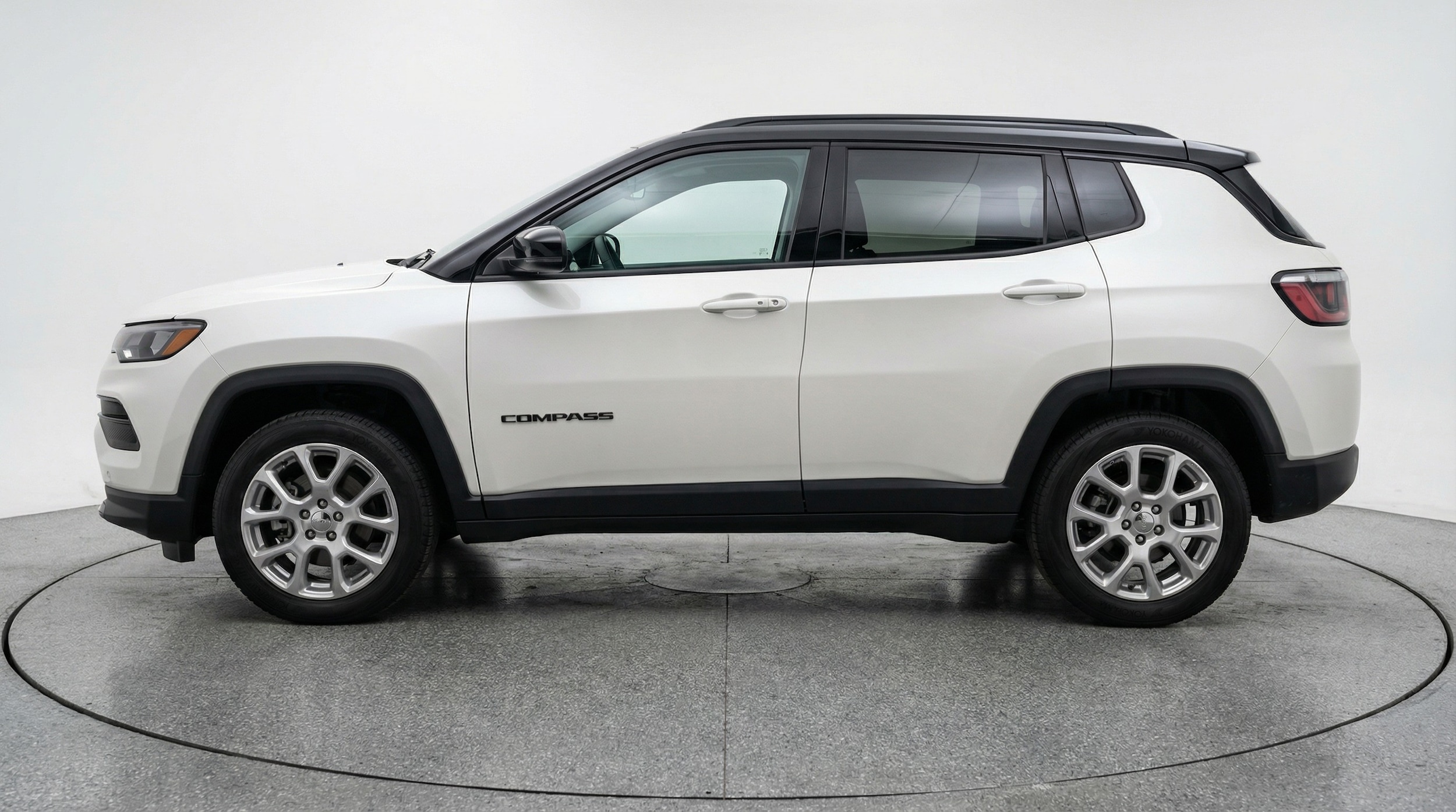 Thumbnail: 2025 Jeep Compass - 4