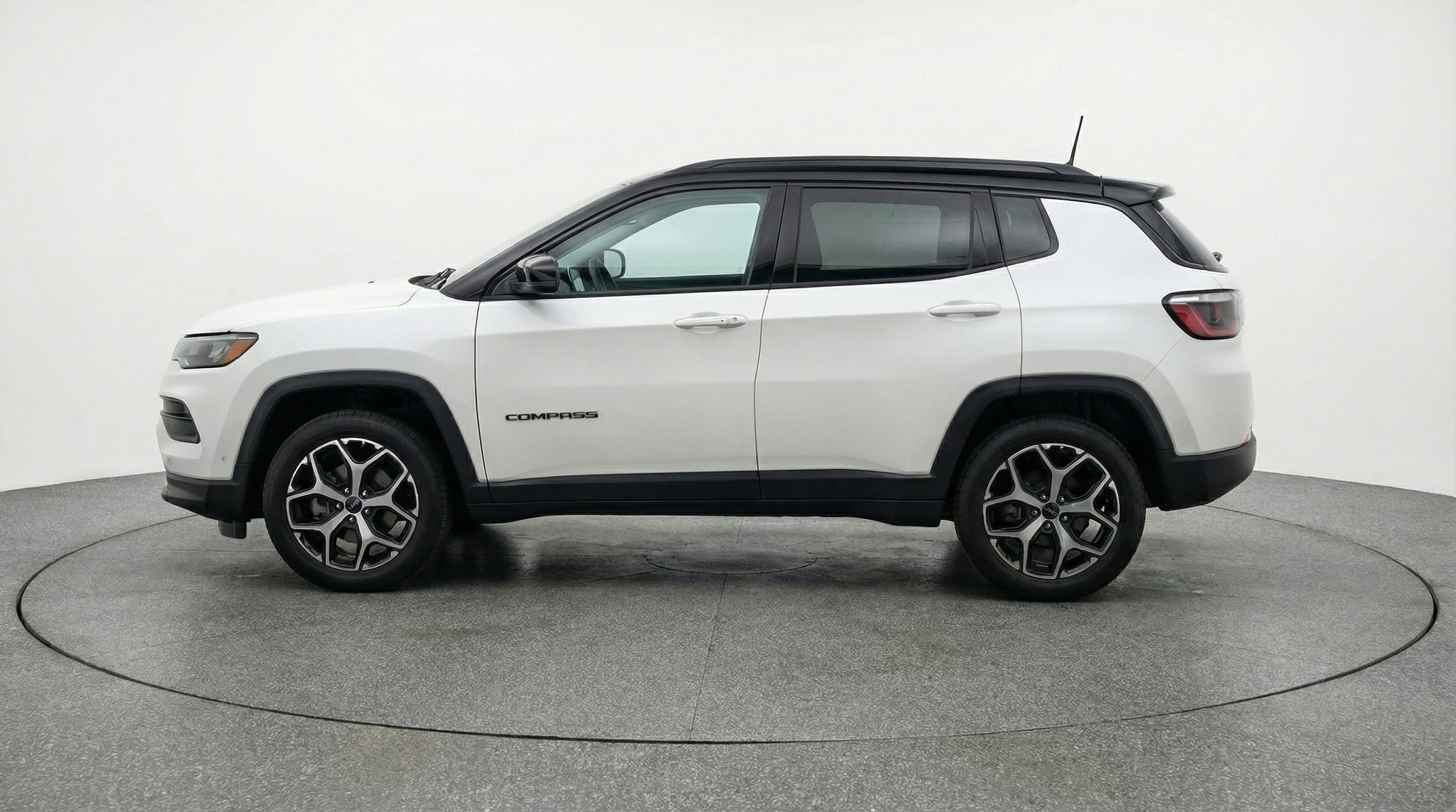Thumbnail: 2025 Jeep Compass - 4