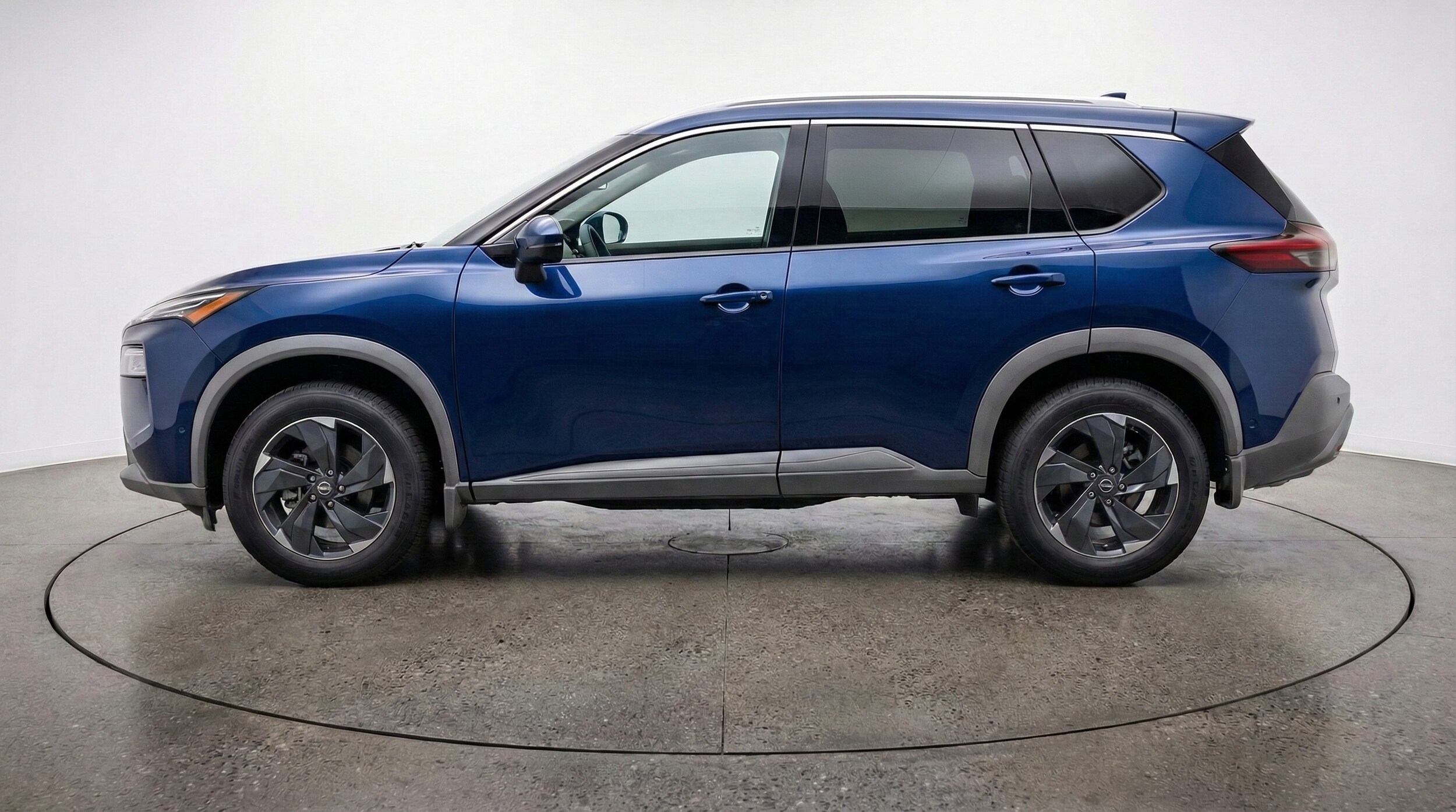 Thumbnail: 2025 Nissan Rogue - 4