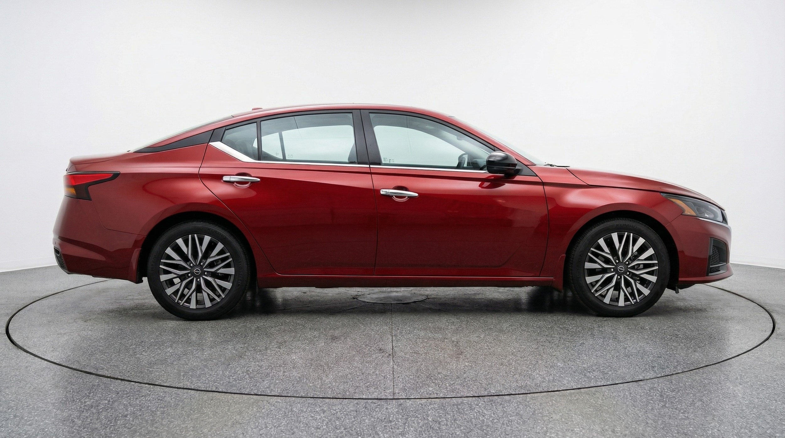 Thumbnail: 2025 Nissan Altima - 8