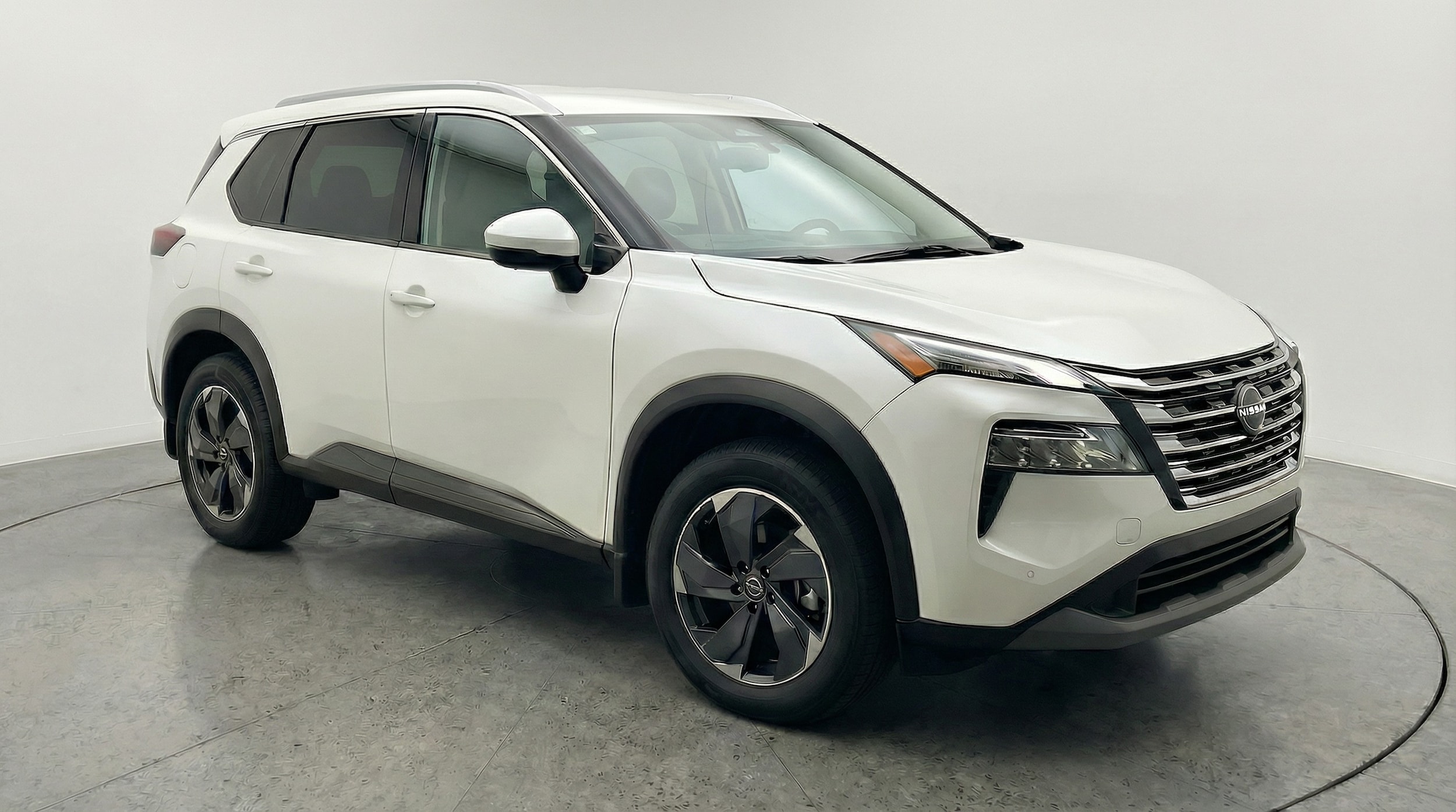 Thumbnail: 2025 Nissan Rogue - 1