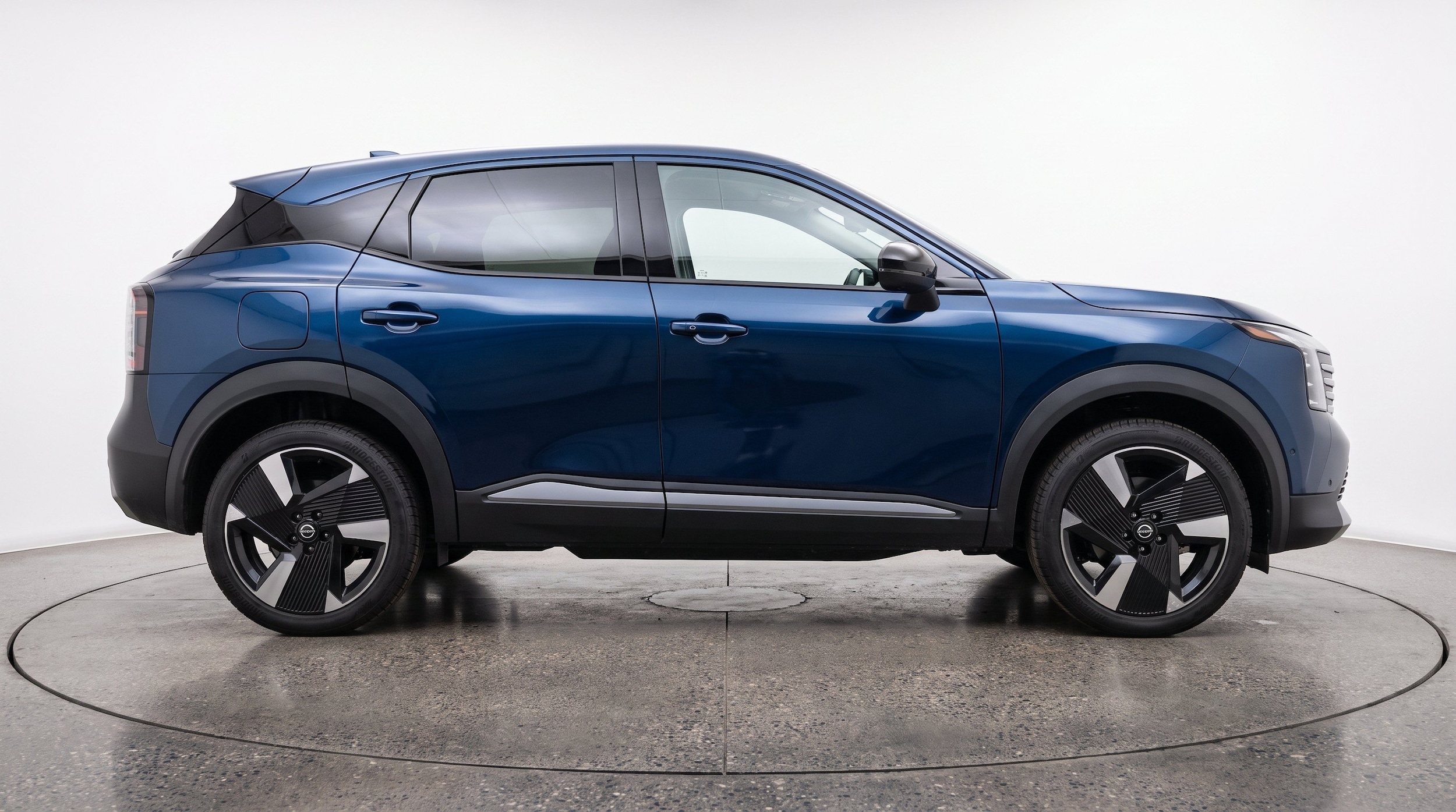 Thumbnail: 2026 Nissan Kicks - 11