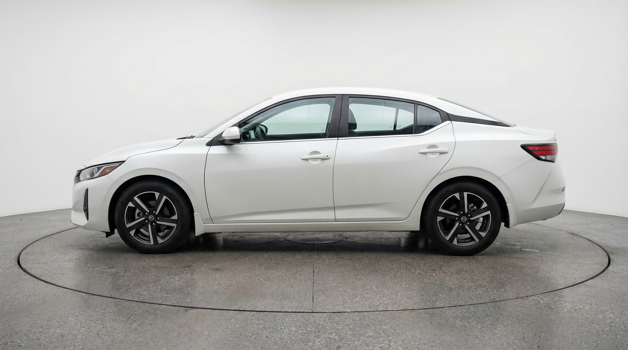 Thumbnail: 2025 Nissan Sentra - 4