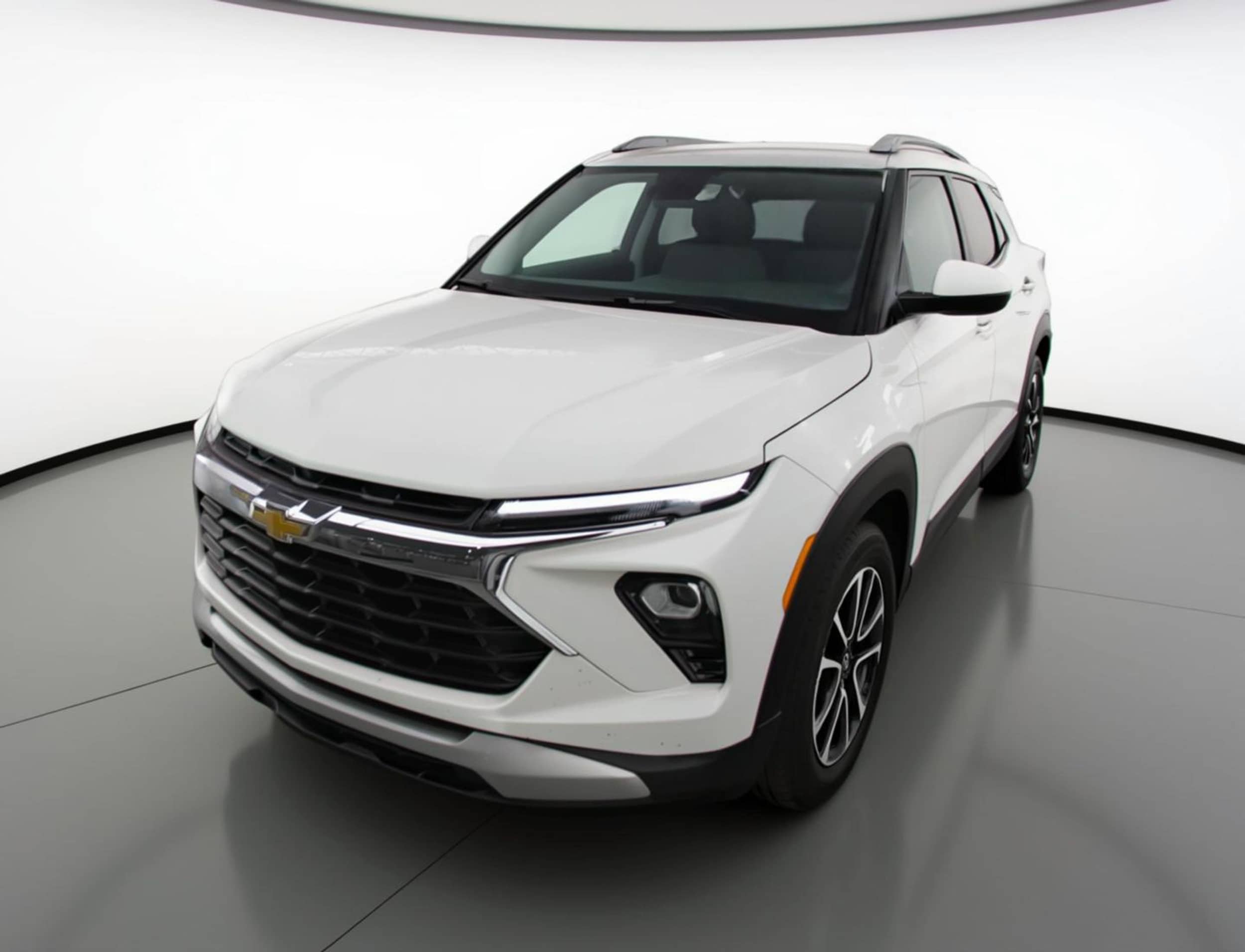 Thumbnail: 2025 Chevrolet TrailBlazer - 3