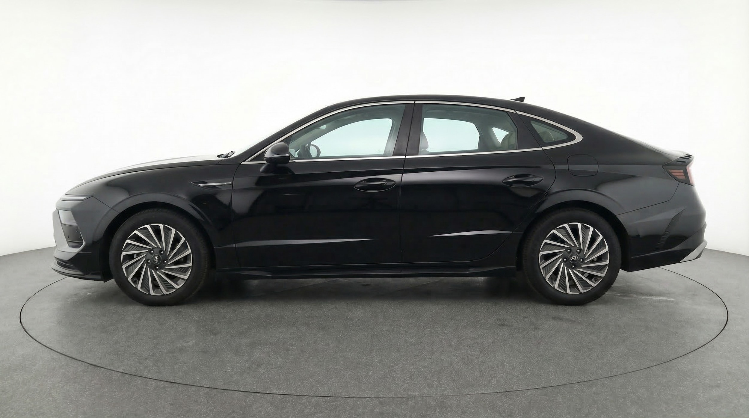 Thumbnail: 2025 Hyundai Sonata - 4