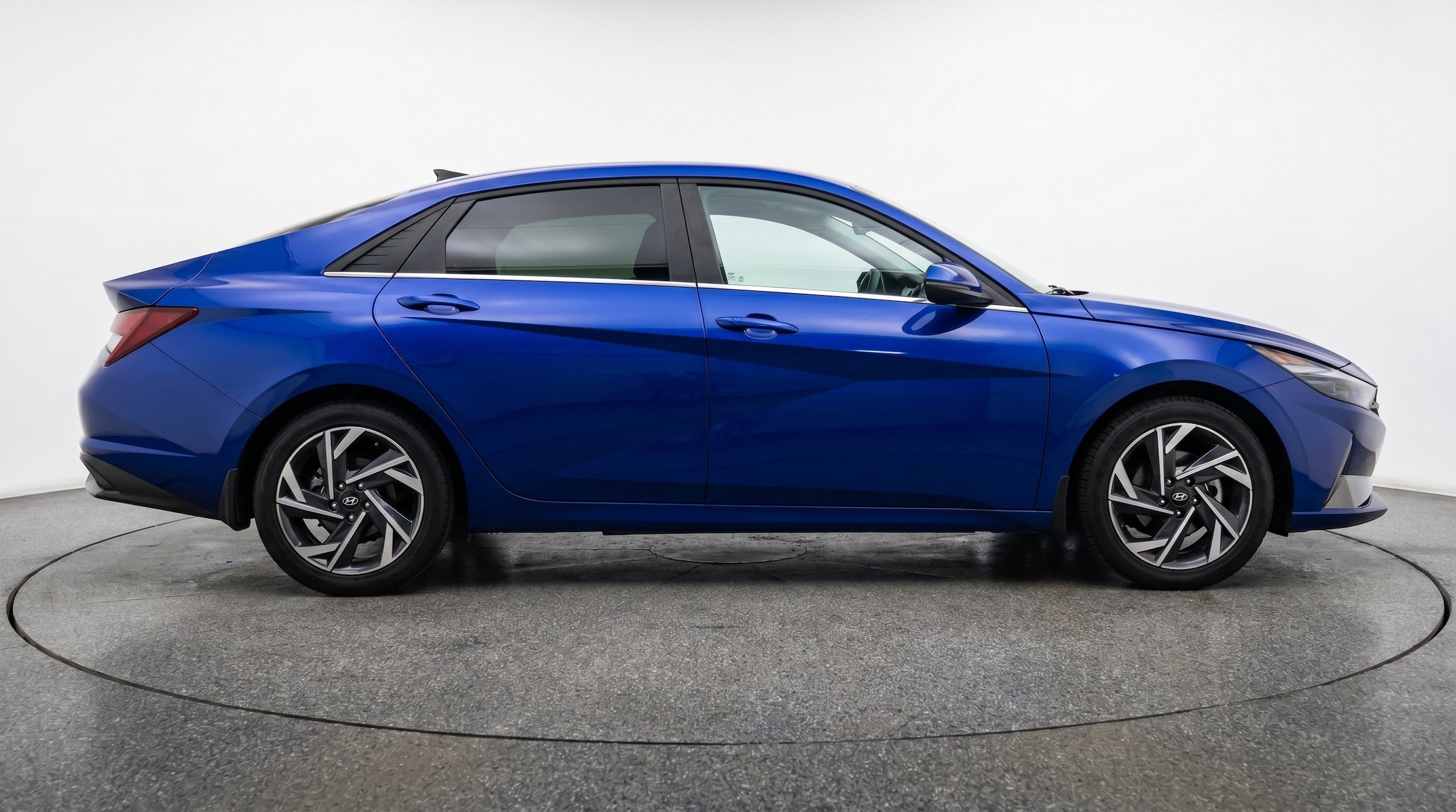 Thumbnail: 2025 Hyundai Elantra - 11