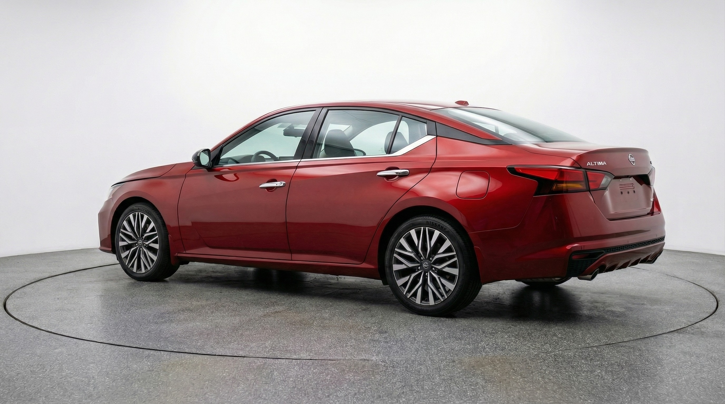 Thumbnail: 2025 Nissan Altima - 5