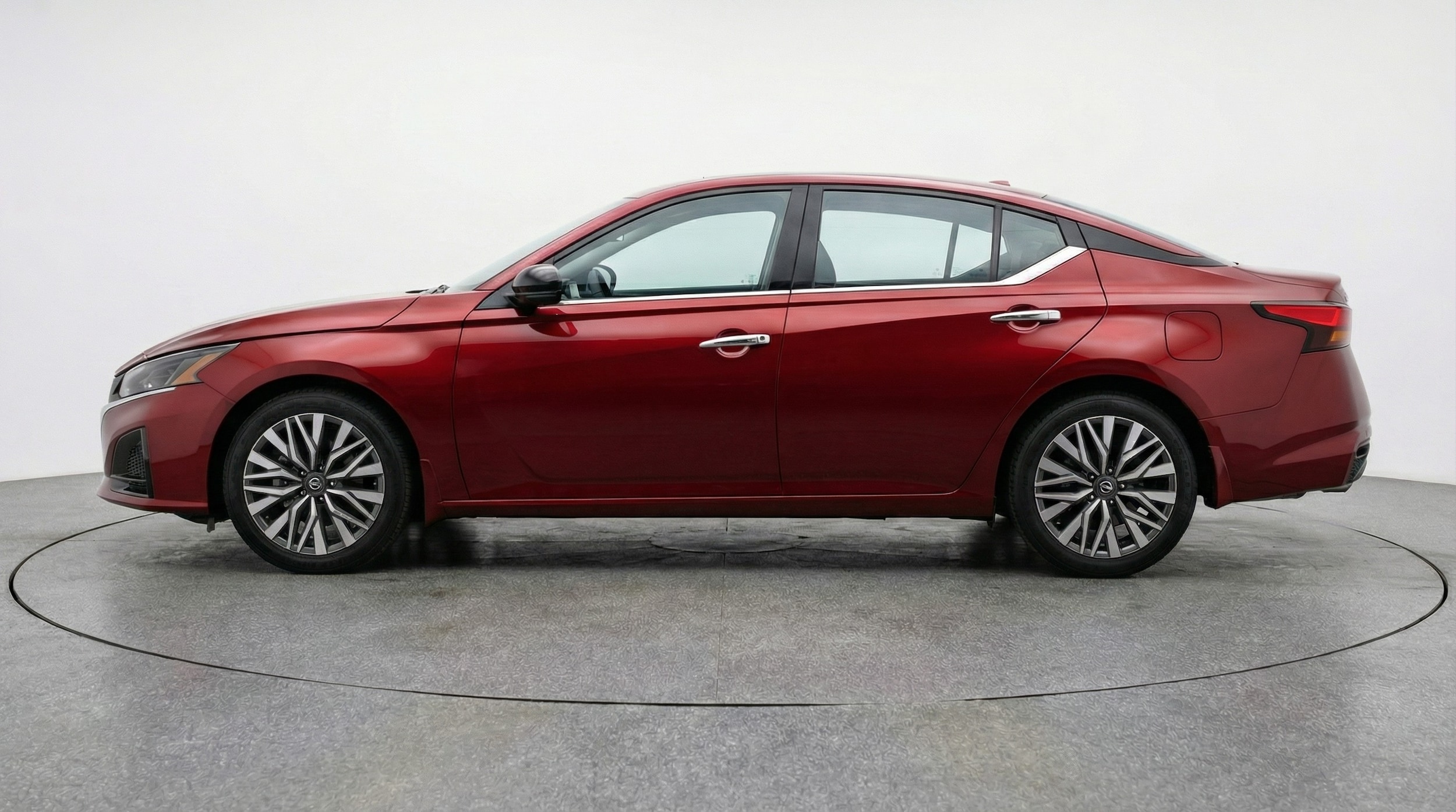 Thumbnail: 2025 Nissan Altima - 4