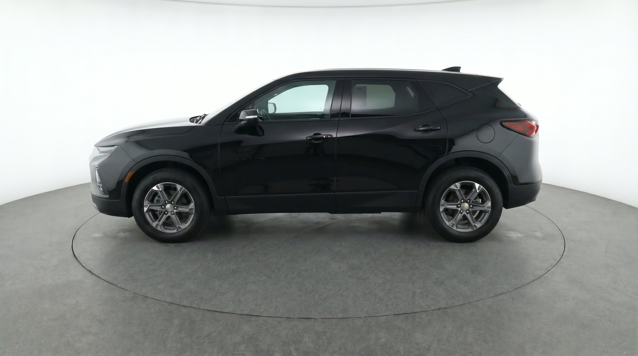 Thumbnail: 2025 Chevrolet Blazer - 5