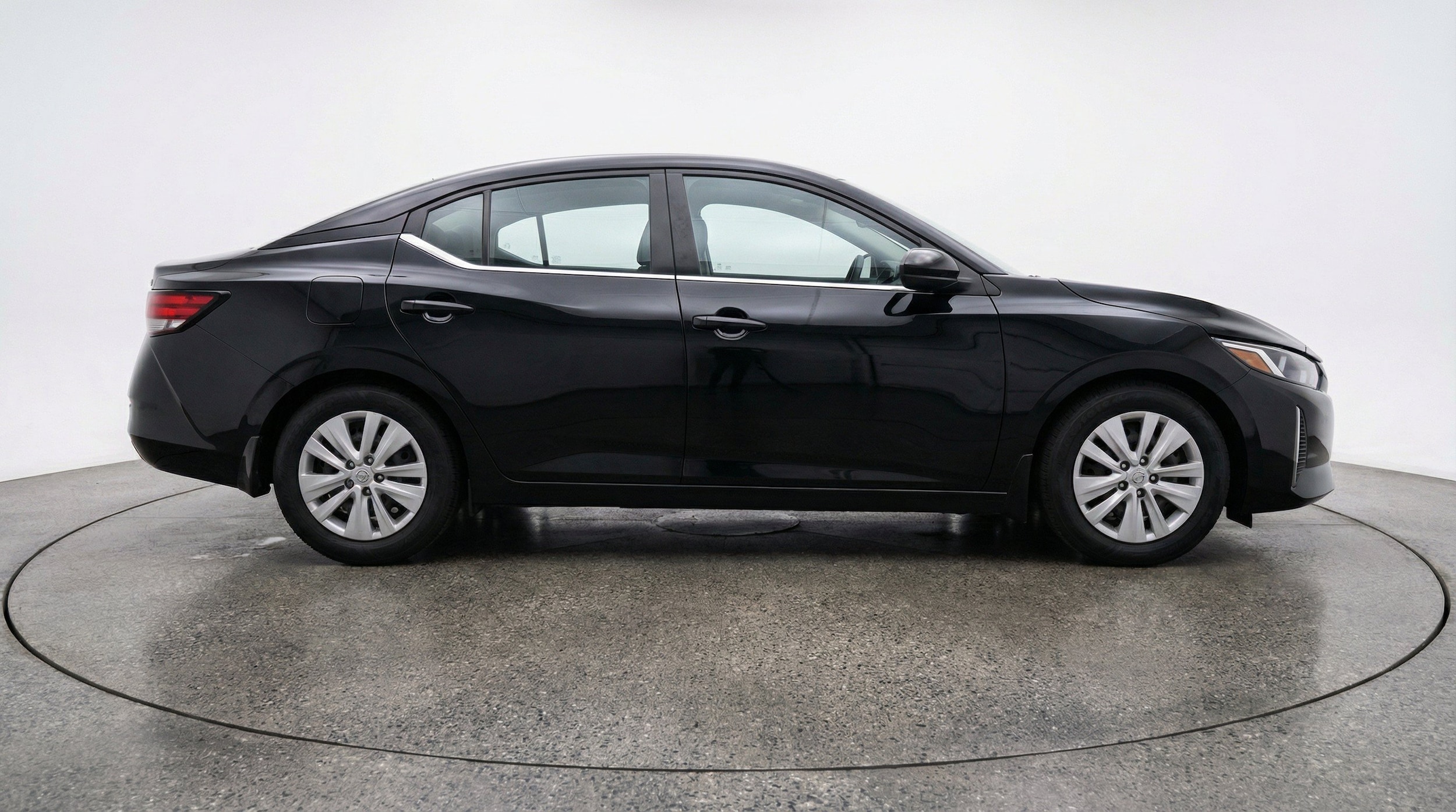 Thumbnail: 2025 Nissan Sentra - 11