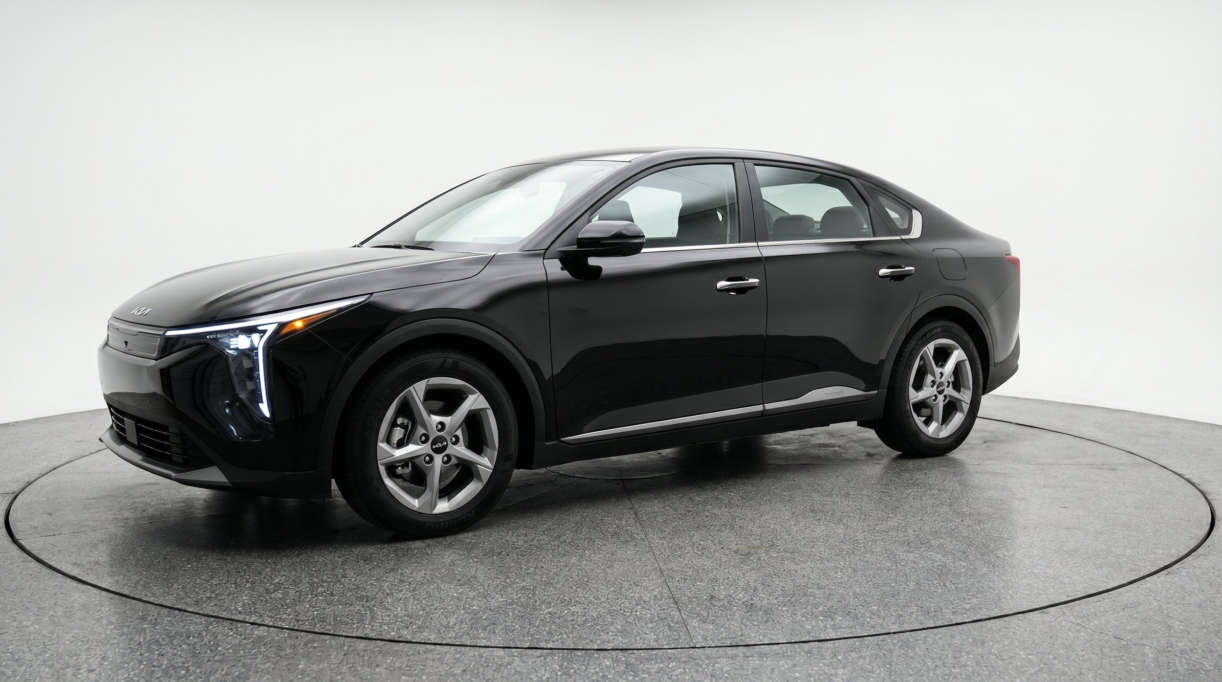 Thumbnail: 2026 Kia K4 - 3