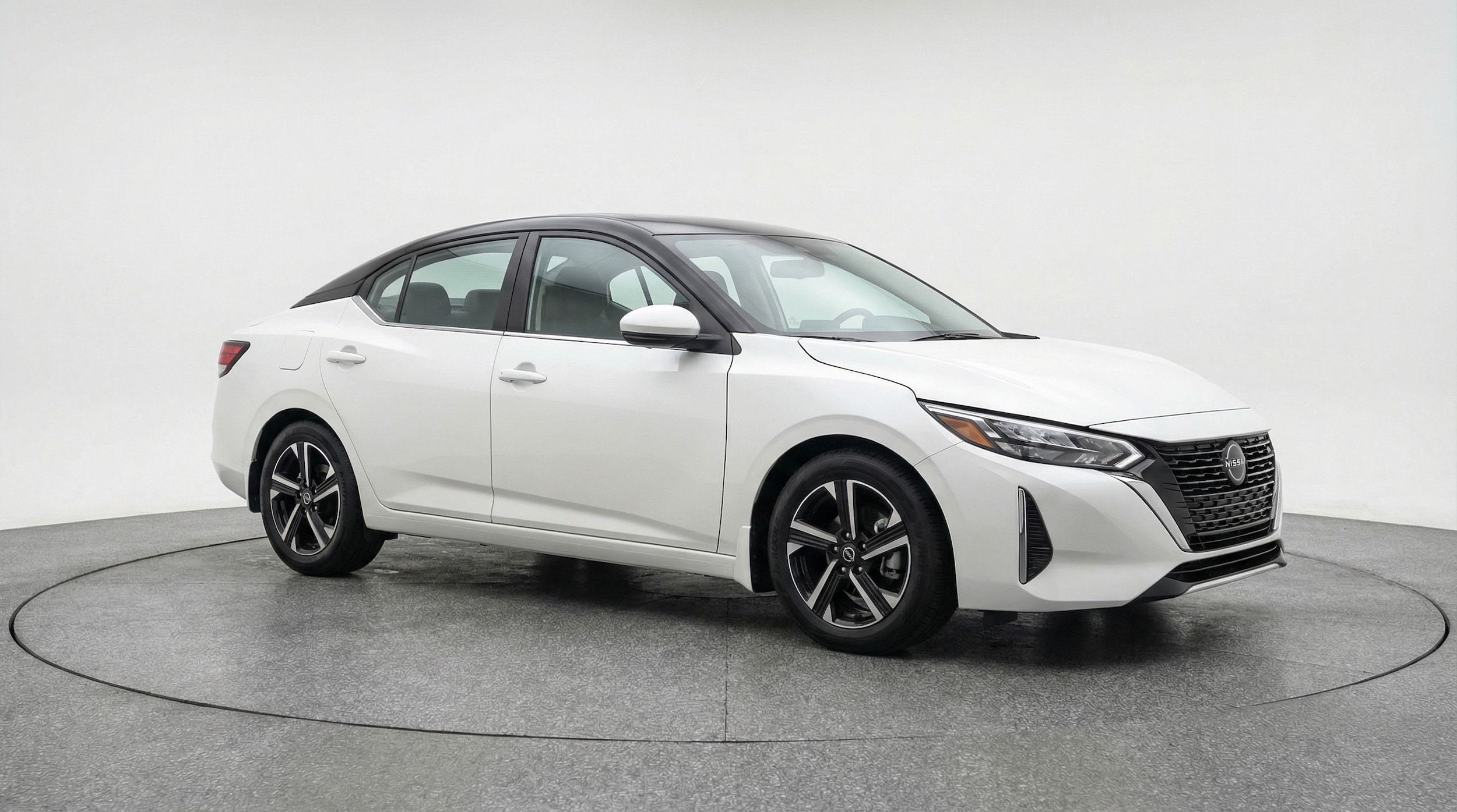 Thumbnail: 2025 Nissan Sentra - 1