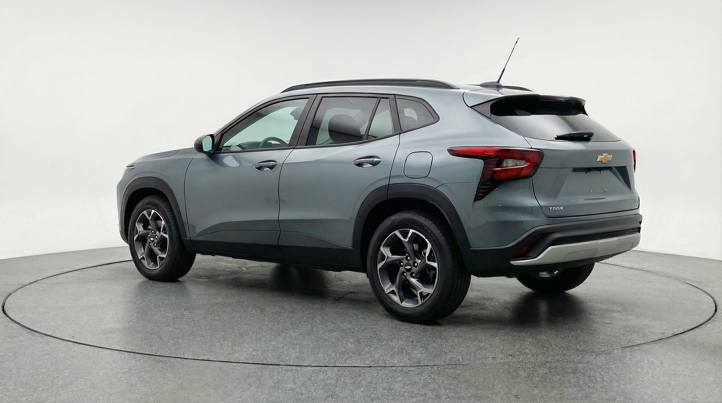 Thumbnail: 2025 Chevrolet Trax - 5