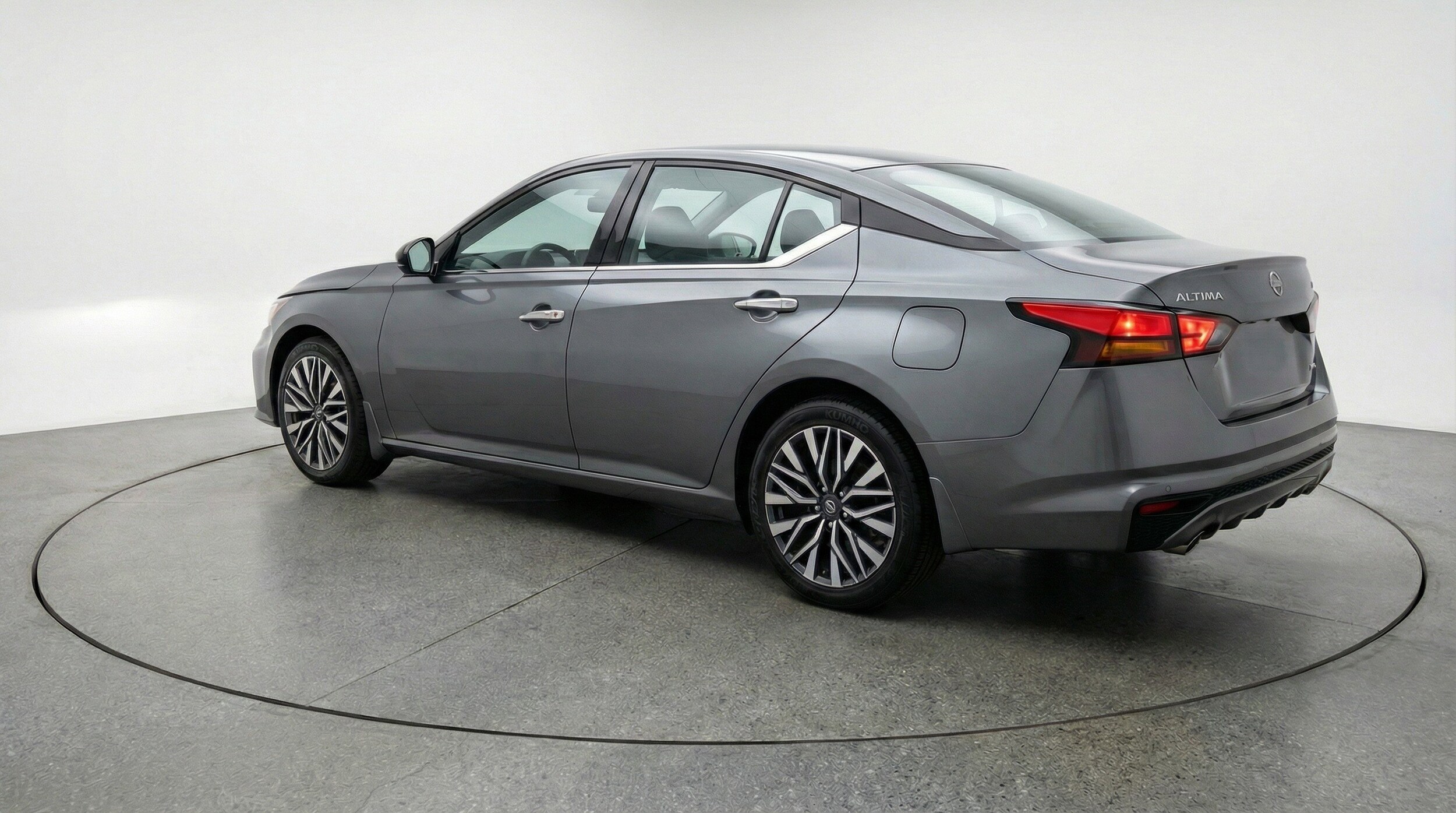 Thumbnail: 2025 Nissan Altima - 6