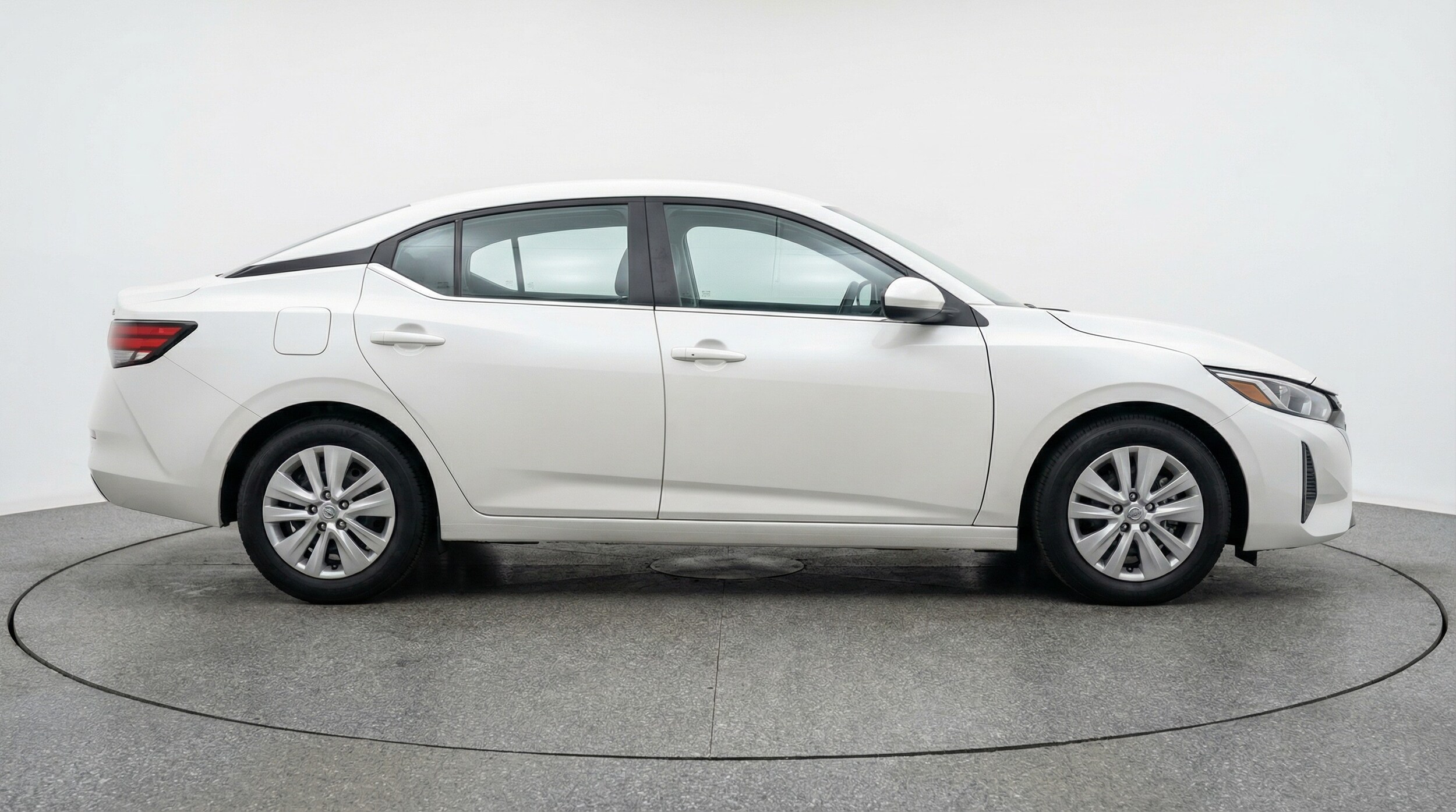 Thumbnail: 2025 Nissan Sentra - 8