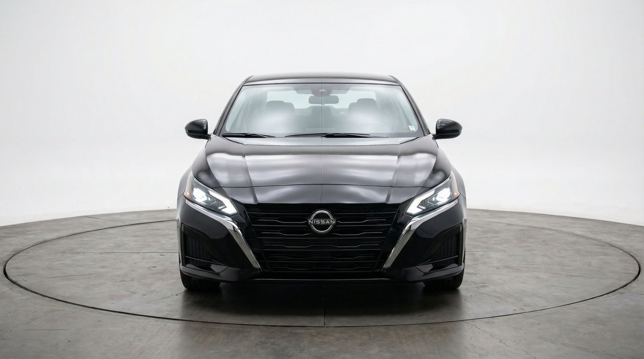 Thumbnail: 2025 Nissan Altima - 2