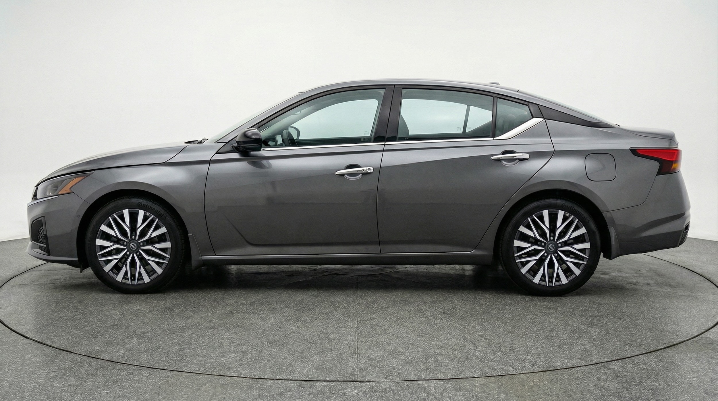 Thumbnail: 2025 Nissan Altima - 4