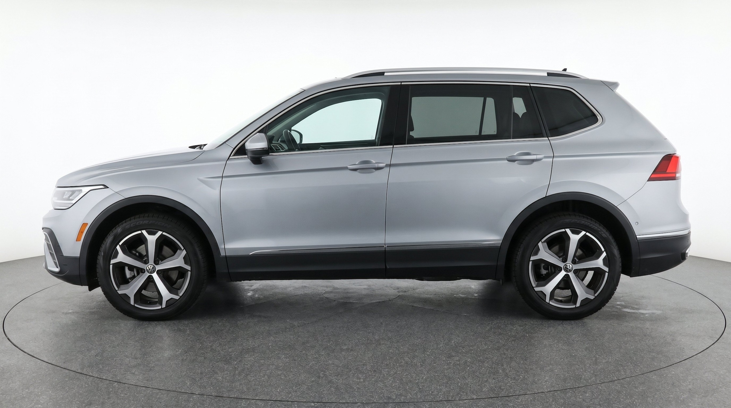 Thumbnail: 2026 Volkswagen Tiguan - 5