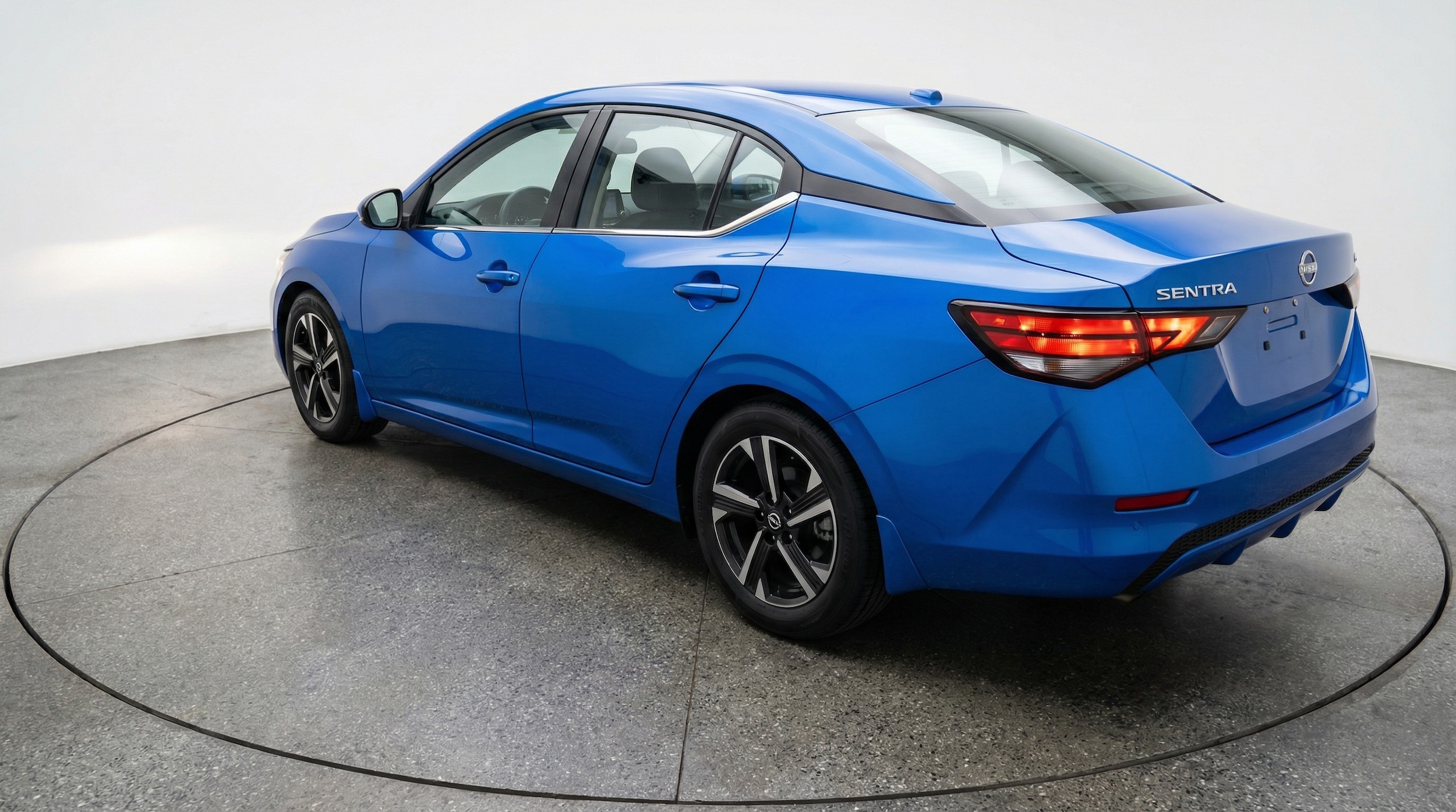 Thumbnail: 2025 Nissan Sentra - 5