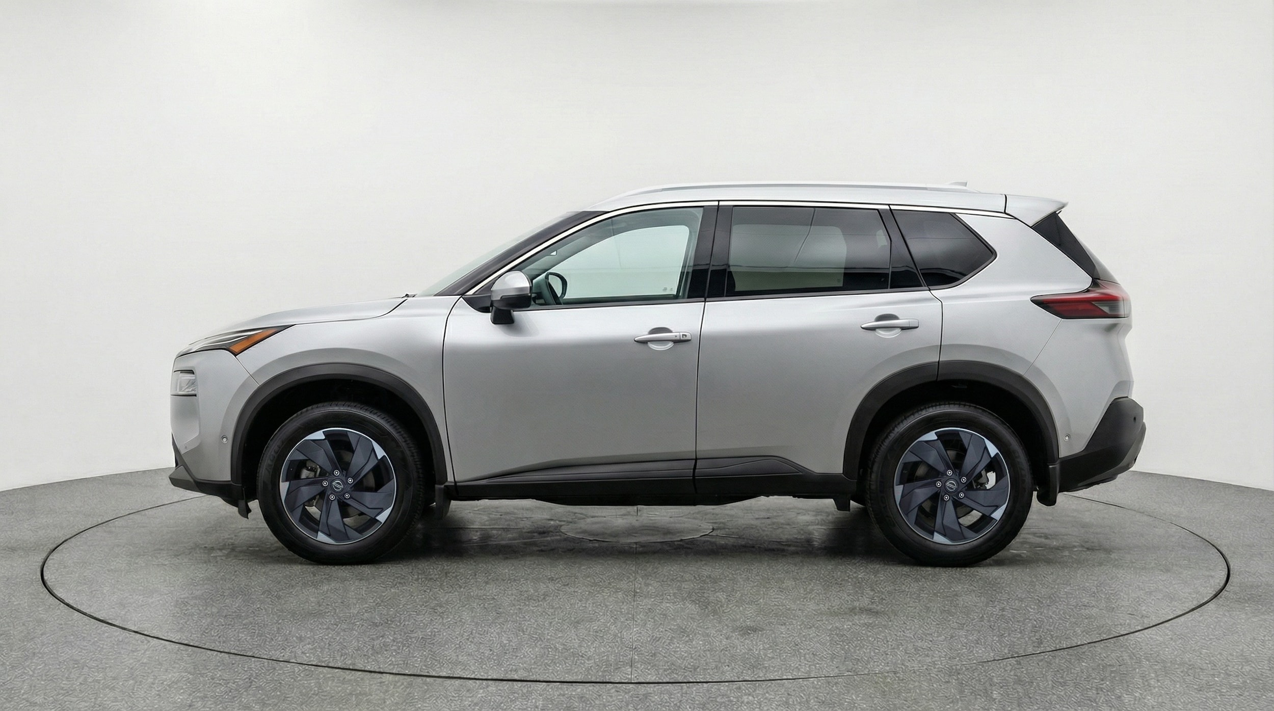 Thumbnail: 2025 Nissan Rogue - 4