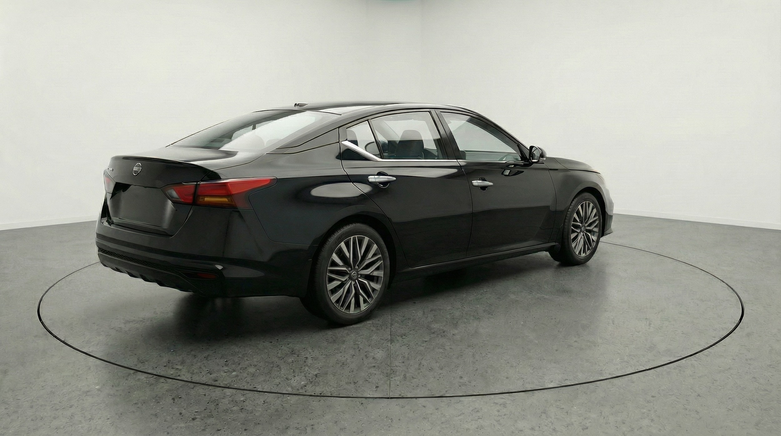 Thumbnail: 2025 Nissan Altima - 7