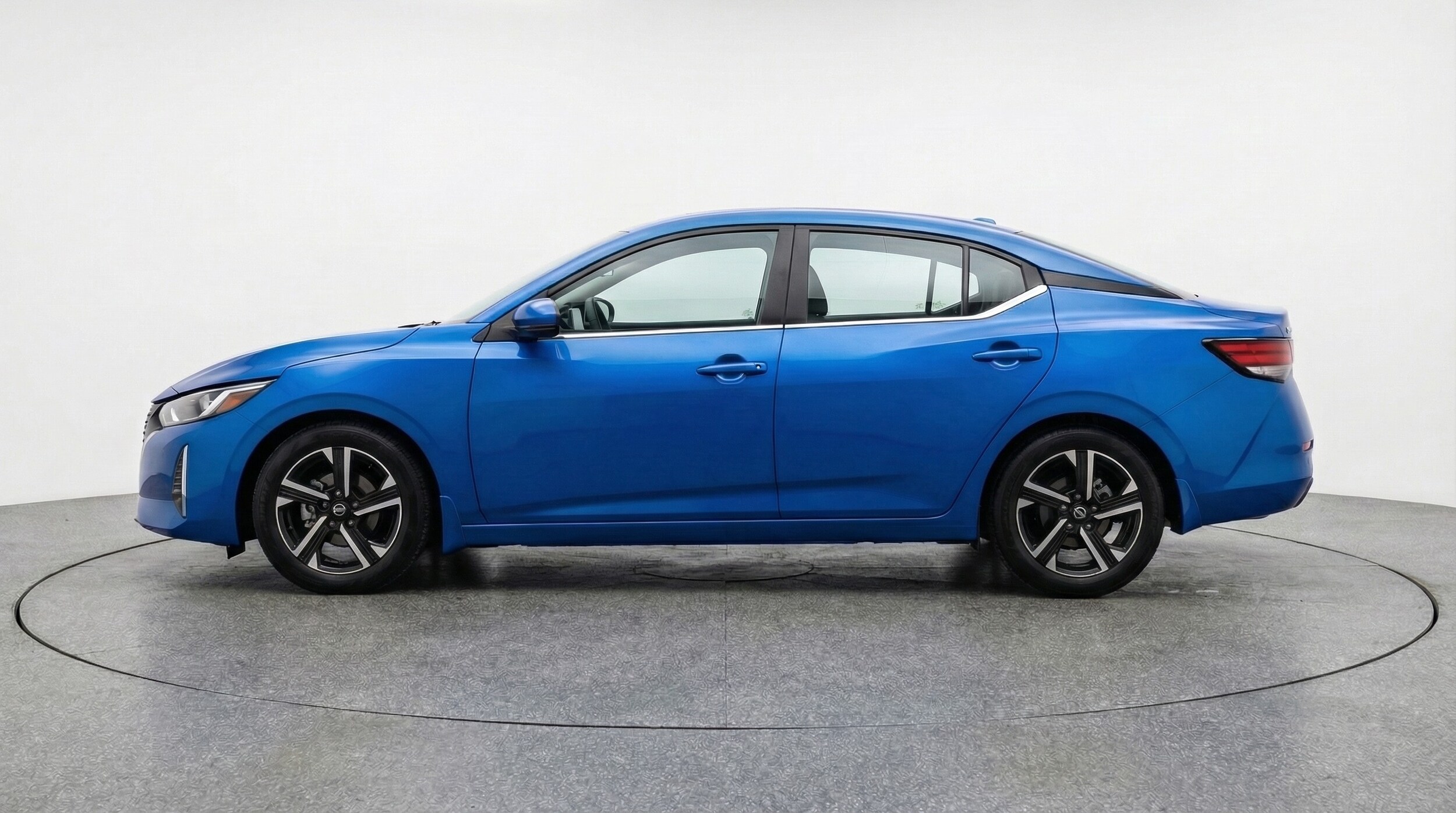 Thumbnail: 2025 Nissan Sentra - 4
