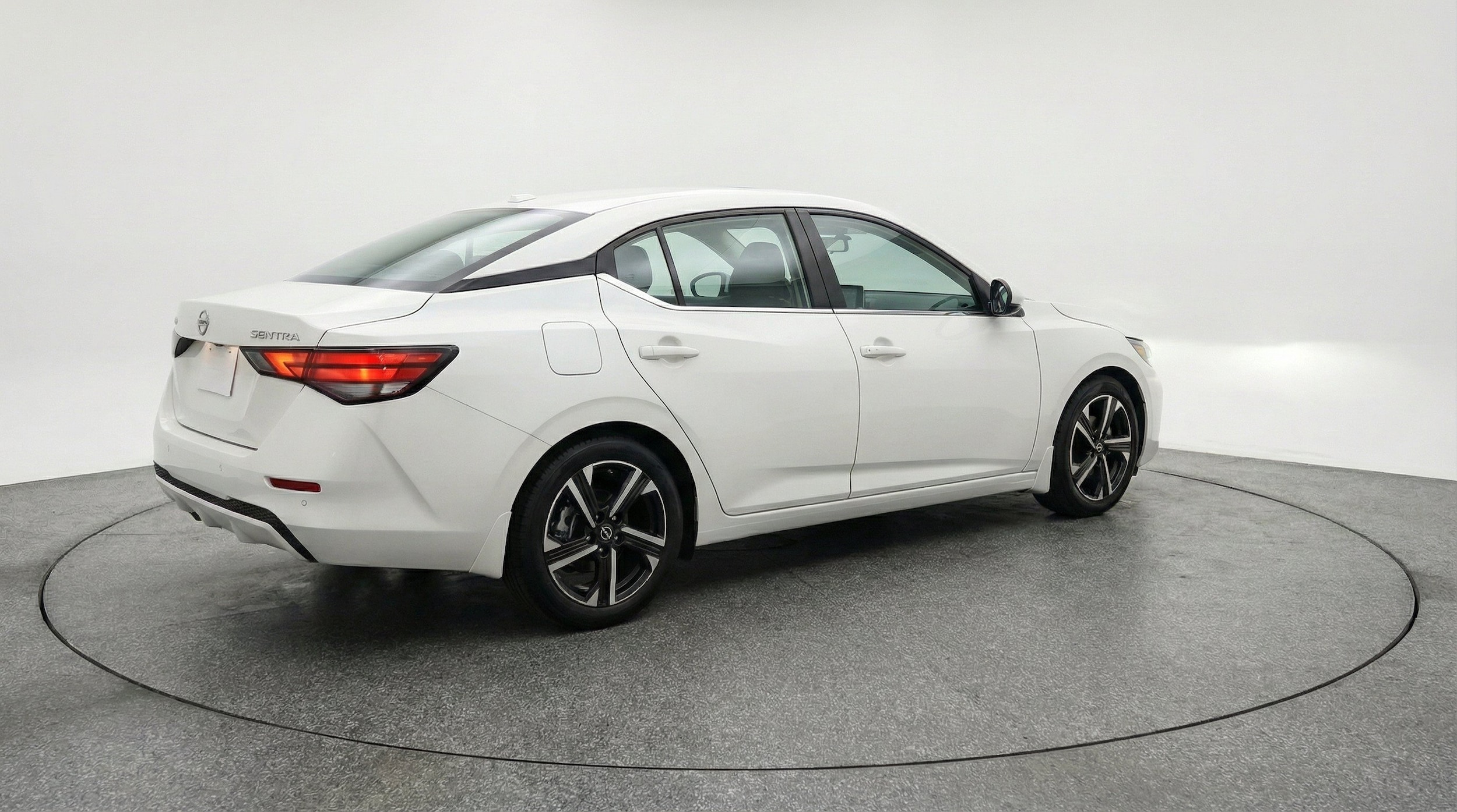 Thumbnail: 2025 Nissan Sentra - 9