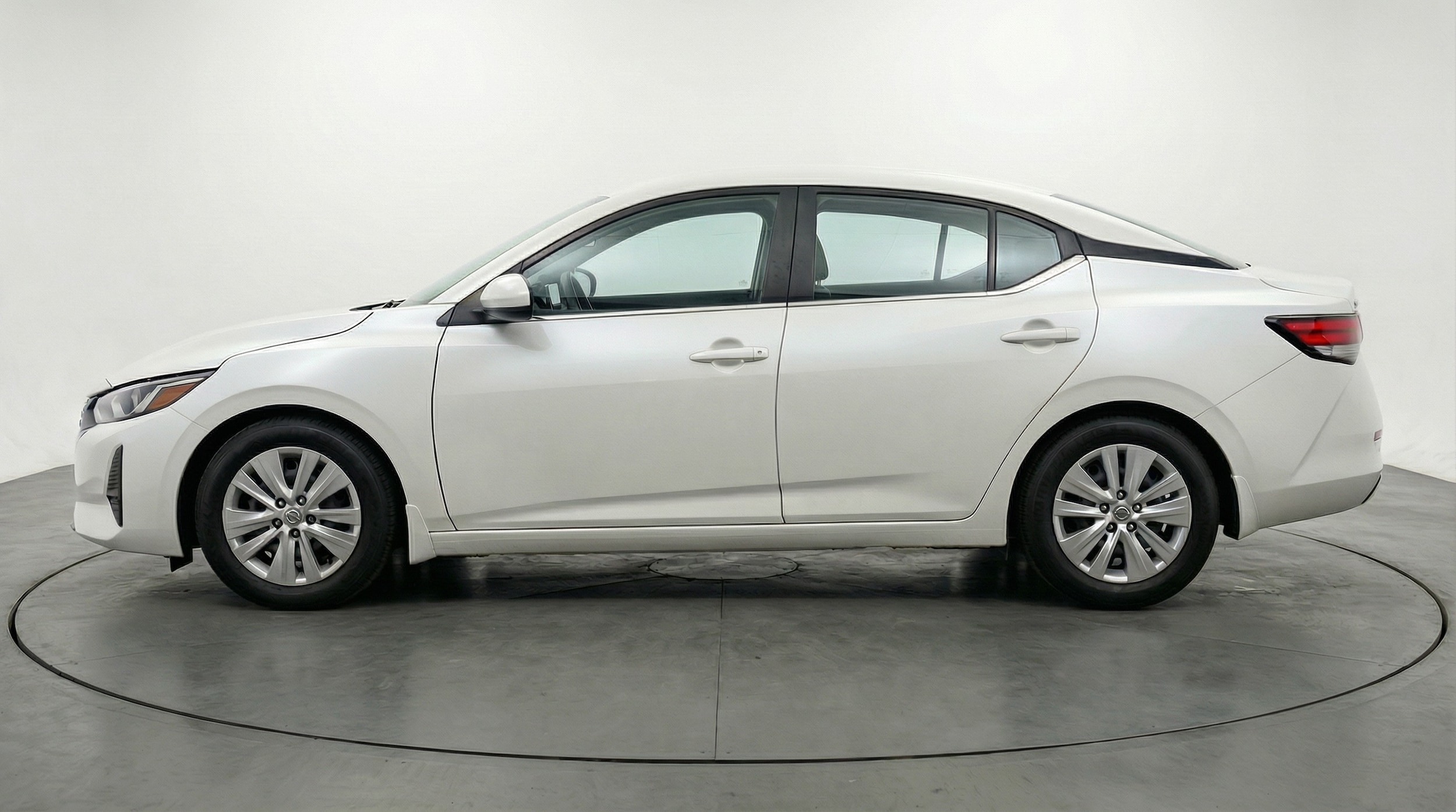 Thumbnail: 2025 Nissan Sentra - 4