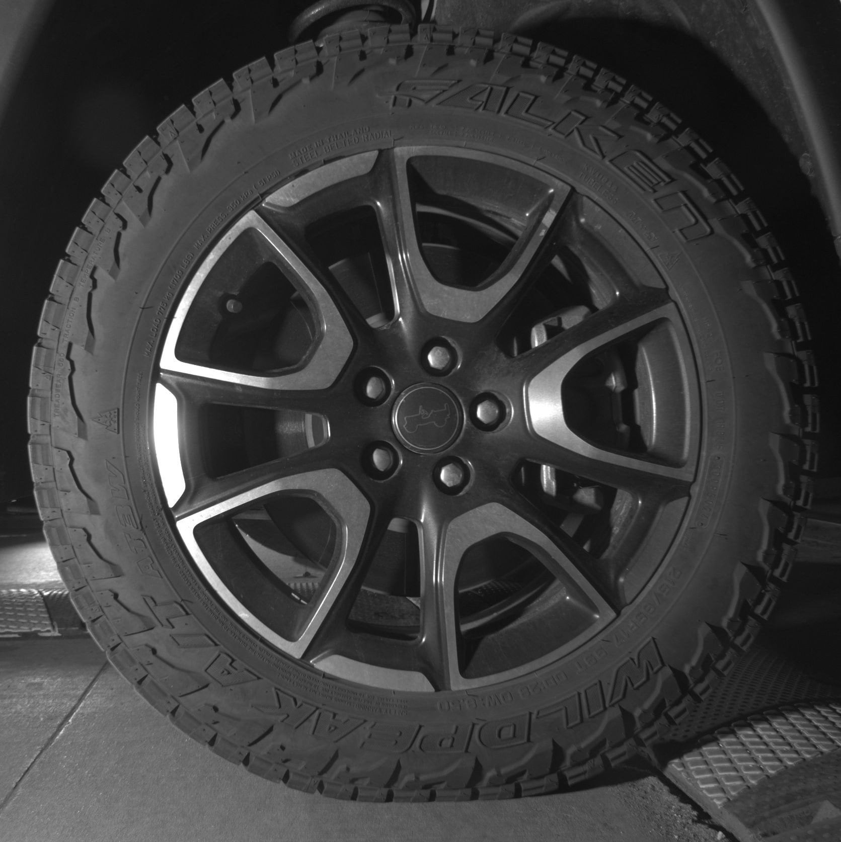 Thumbnail: 2025 Jeep Compass - 15