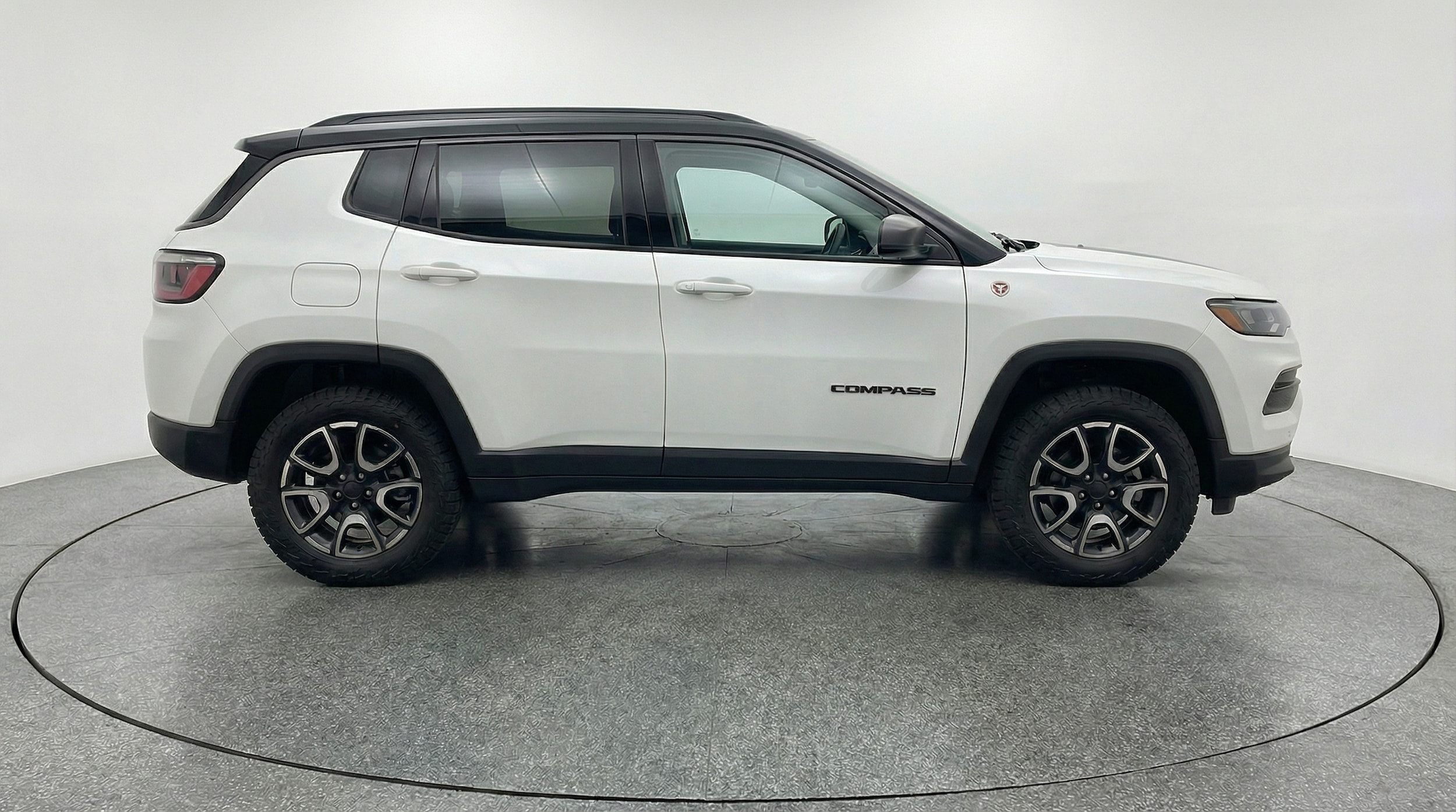 Thumbnail: 2025 Jeep Compass - 8