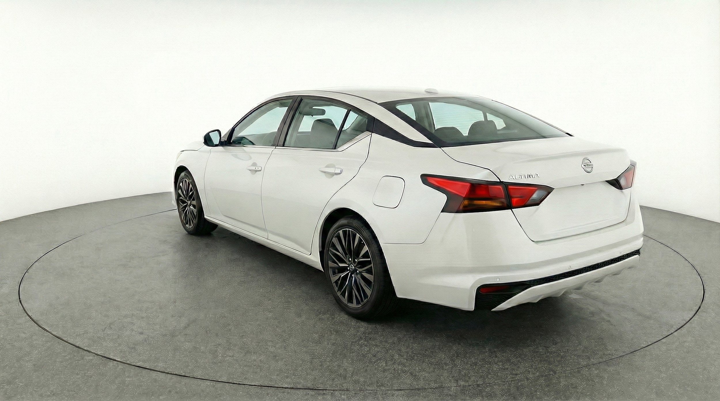 Thumbnail: 2025 Nissan Altima - 6