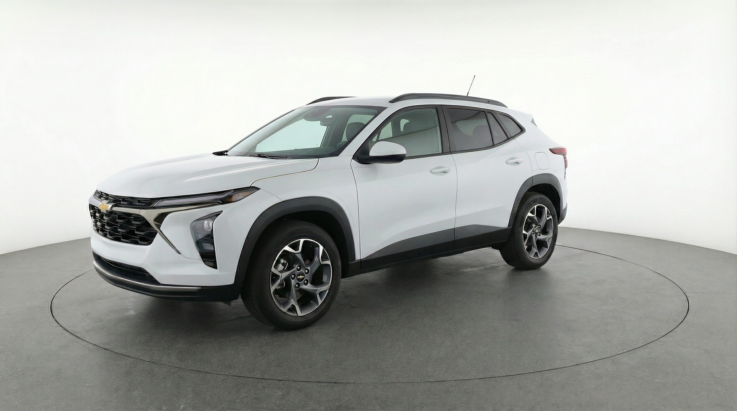 Thumbnail: 2025 Chevrolet Trax - 3