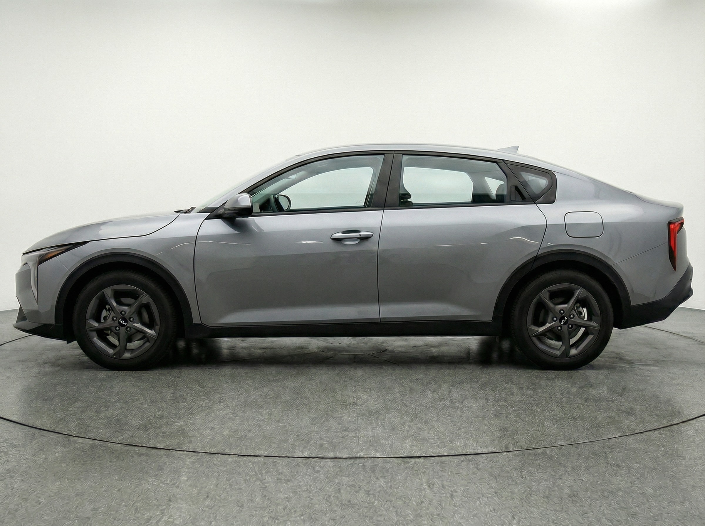 Thumbnail: 2025 Kia K4 - 4