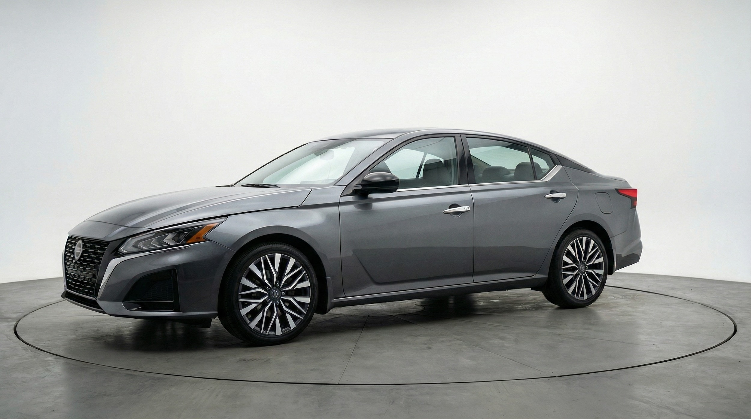 Thumbnail: 2025 Nissan Altima - 3