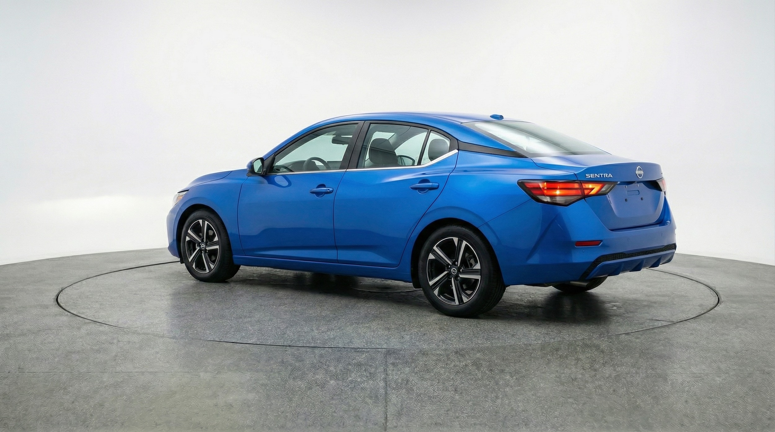 Thumbnail: 2025 Nissan Sentra - 5