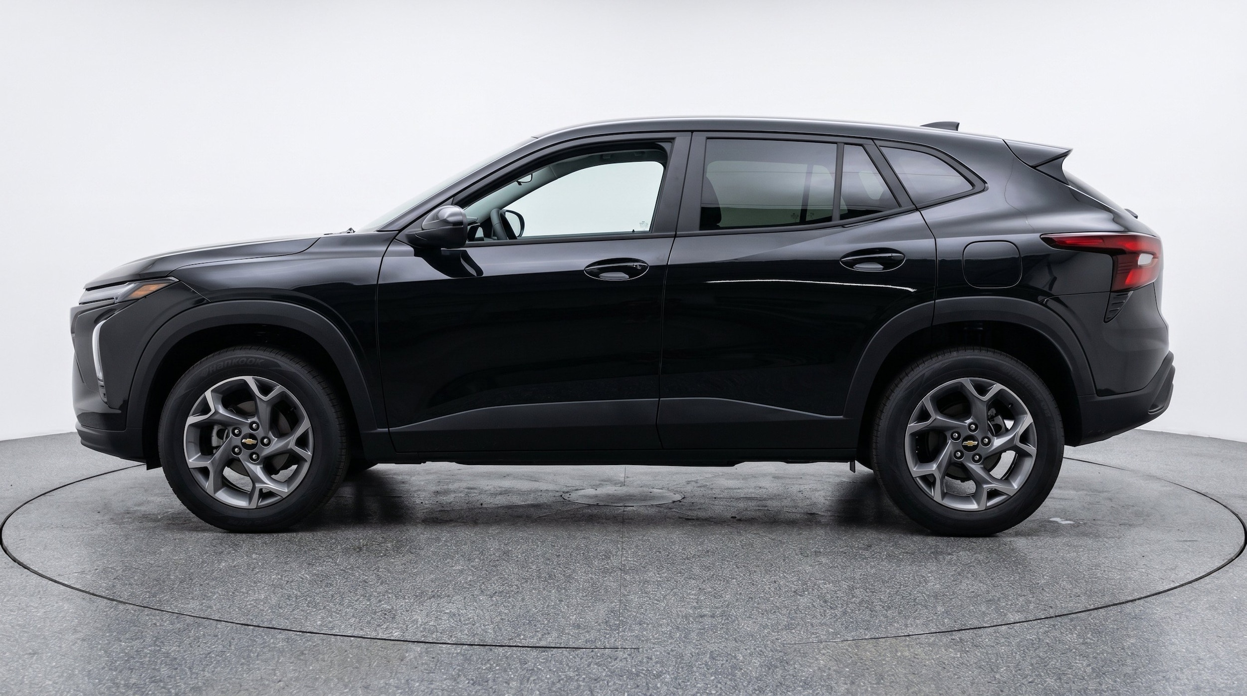 Thumbnail: 2025 Chevrolet Trax - 5