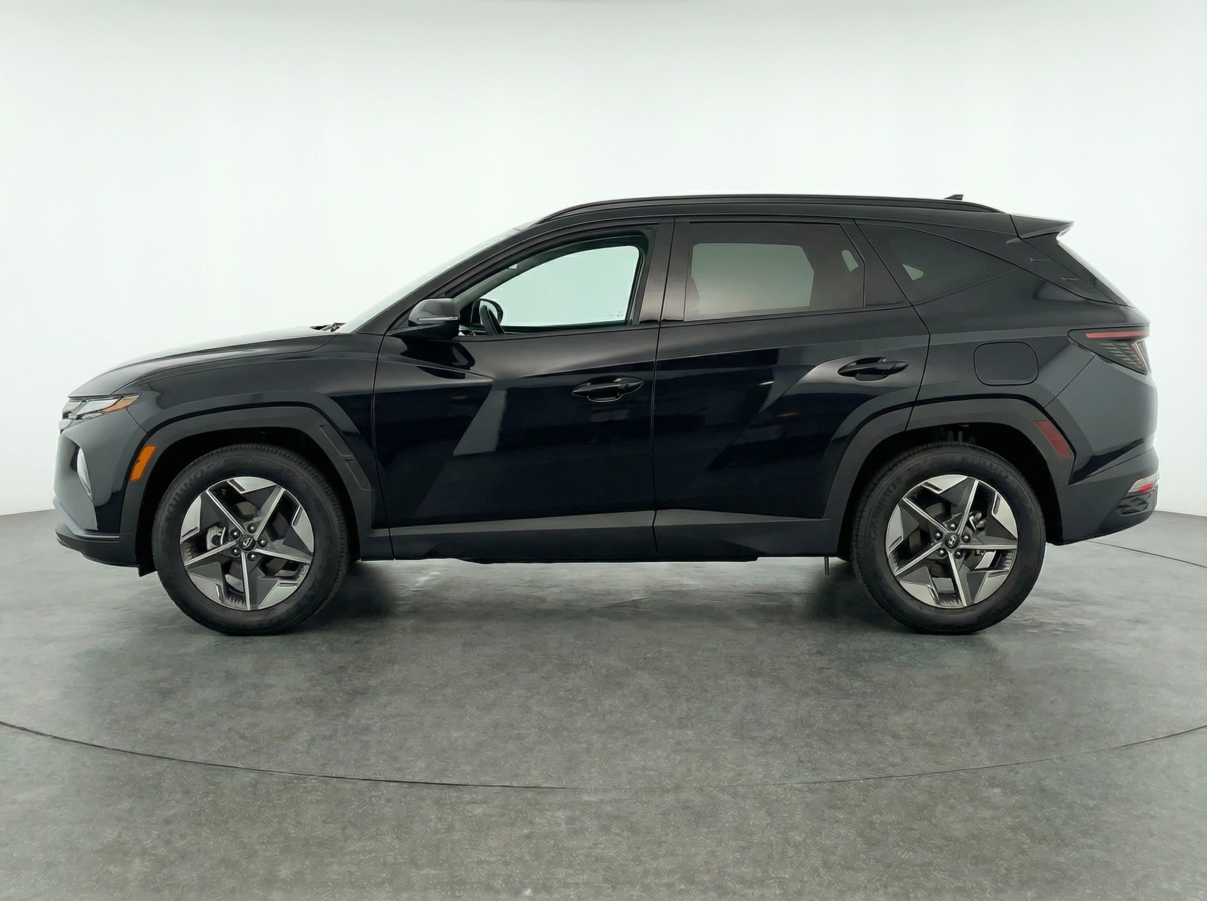 Thumbnail: 2025 Hyundai Tucson - 4