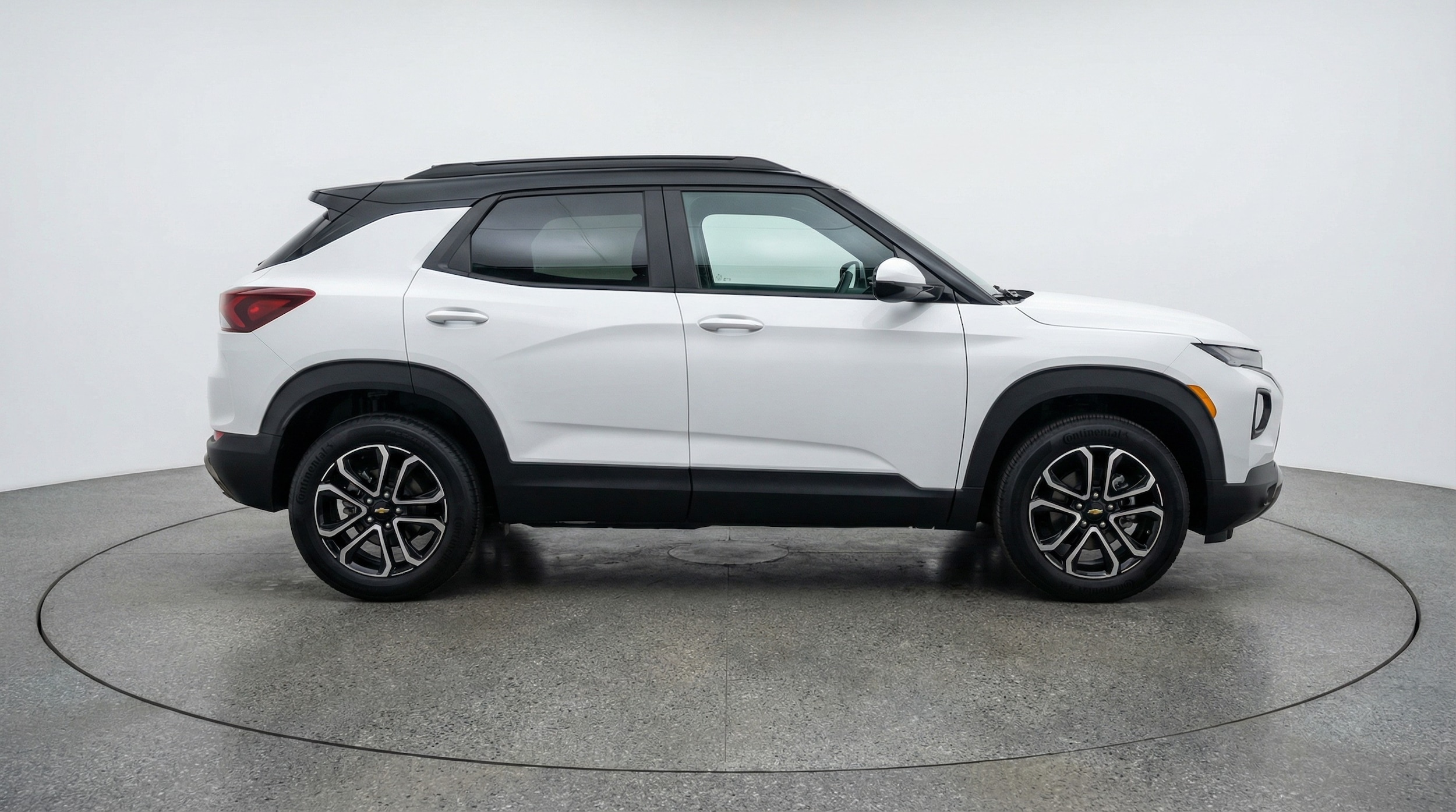 Thumbnail: 2025 Chevrolet TrailBlazer - 8