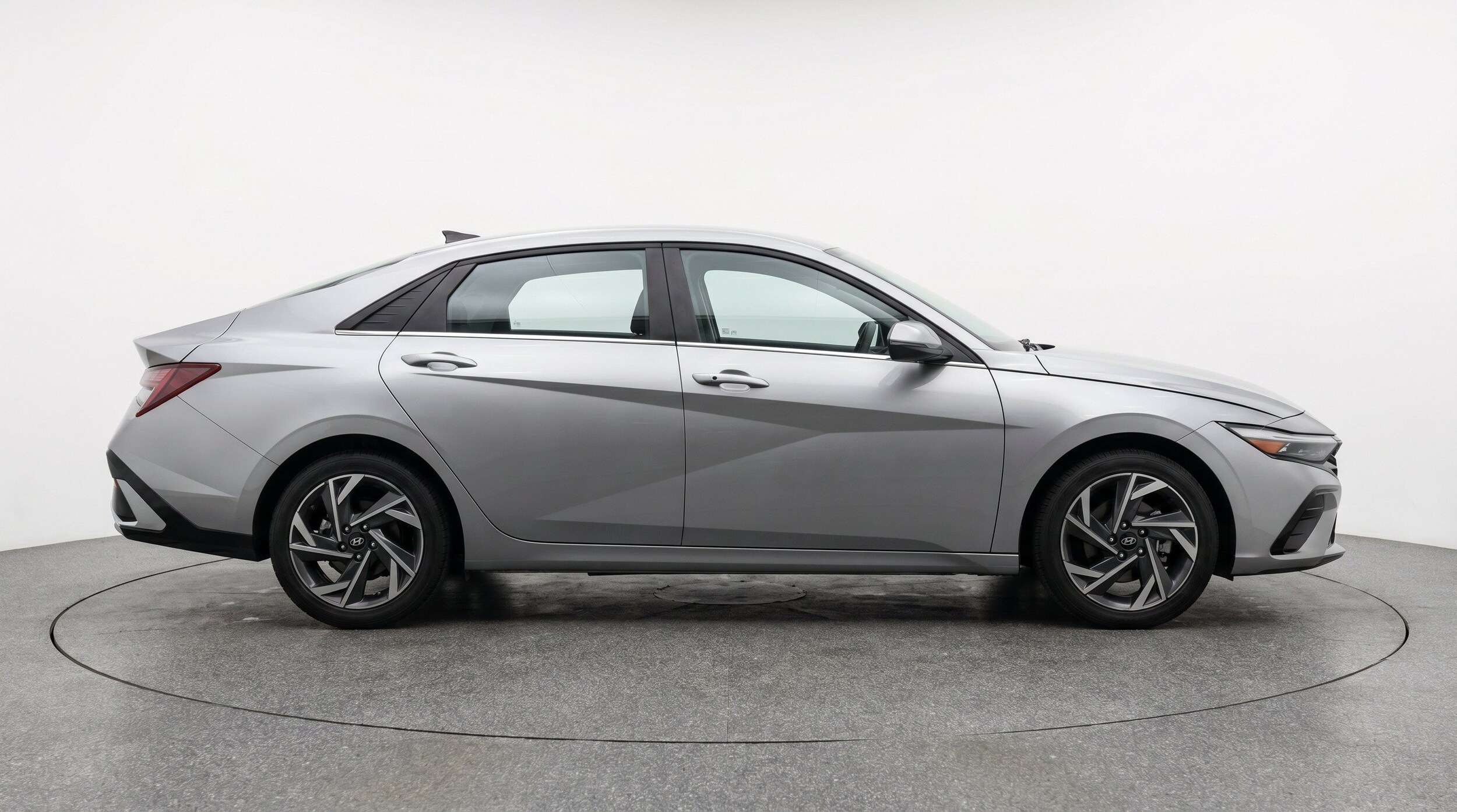 Thumbnail: 2025 Hyundai Elantra - 11