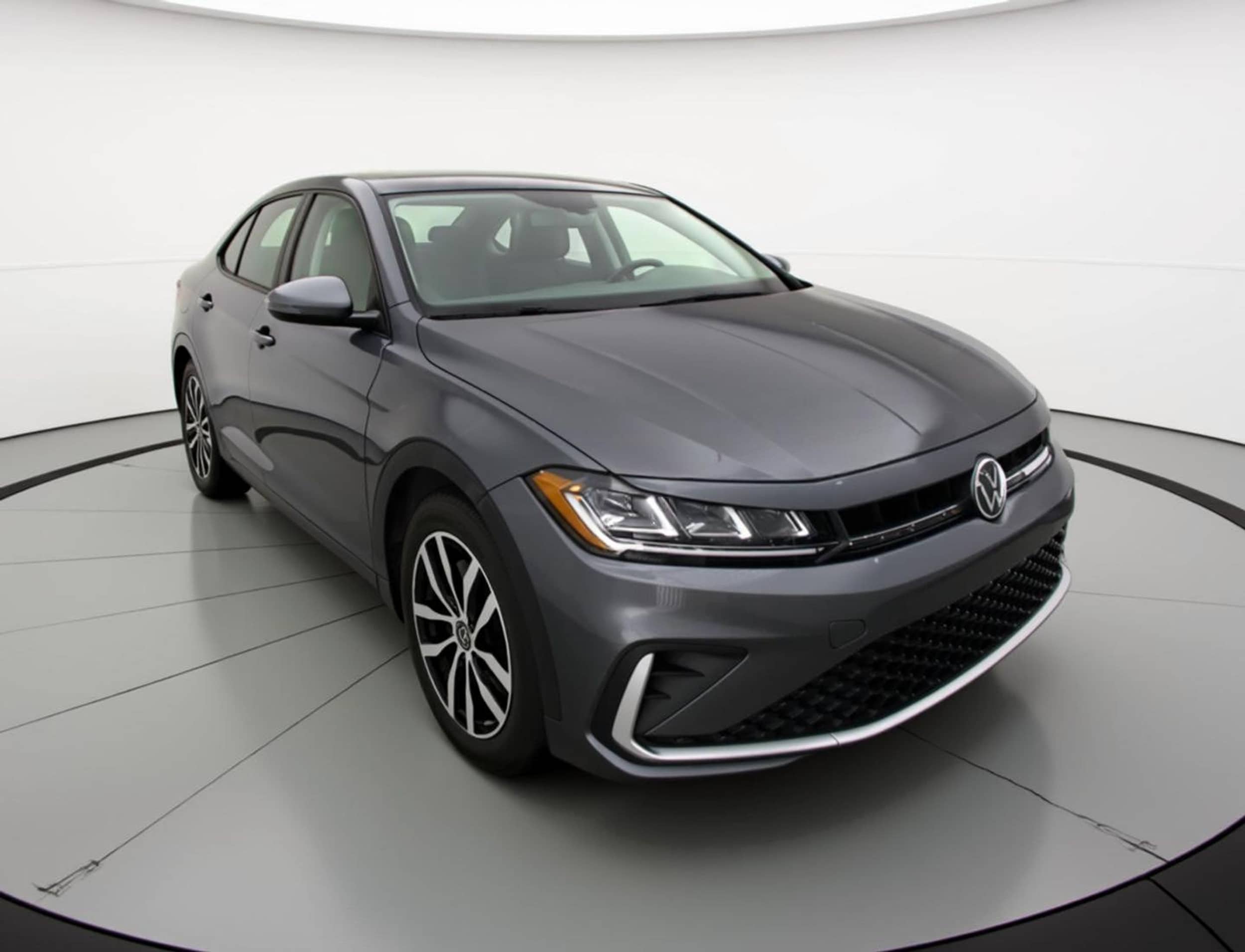 Thumbnail: 2025 Volkswagen Jetta - 1