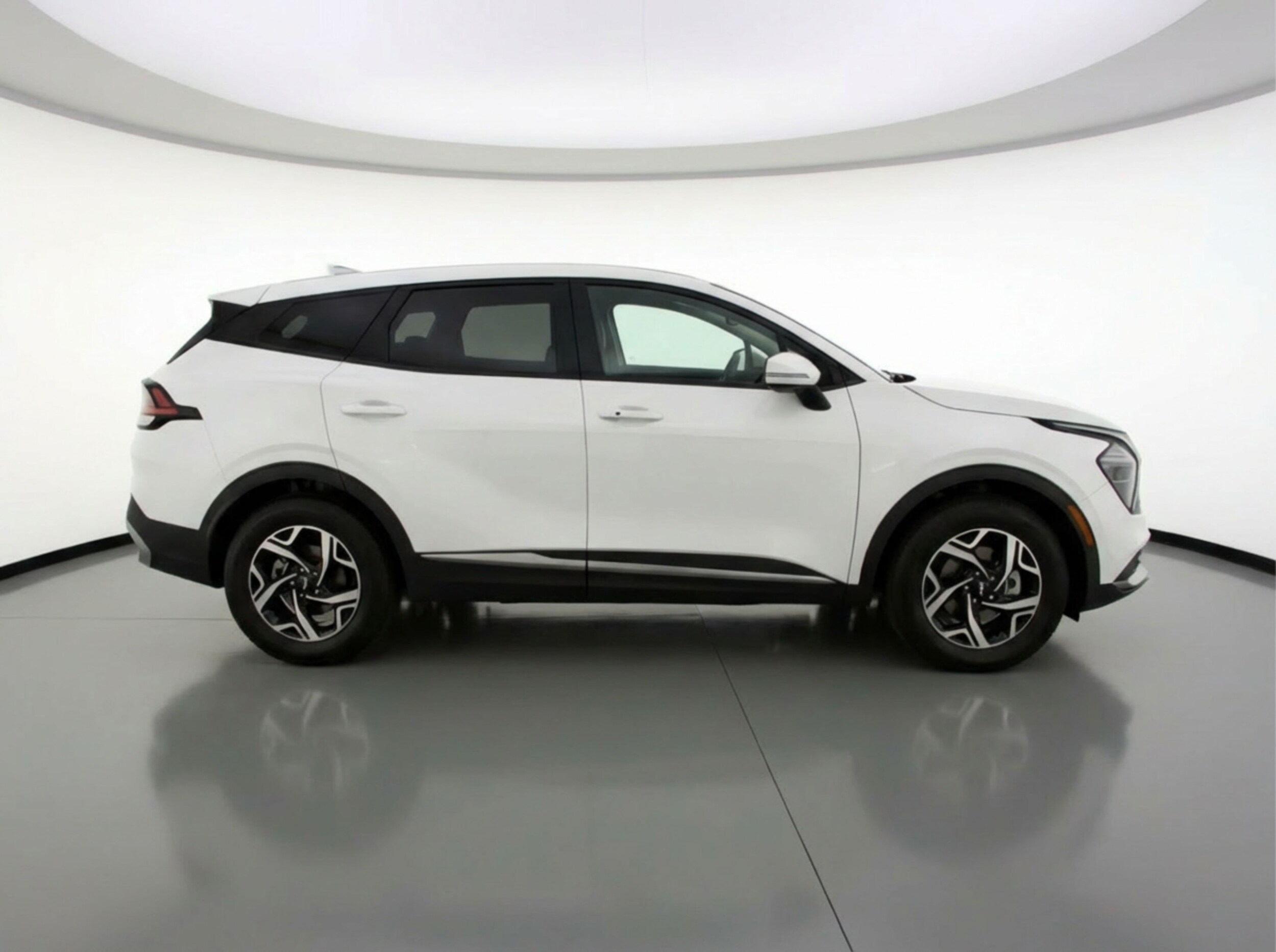 Thumbnail: 2025 Kia Sportage - 8