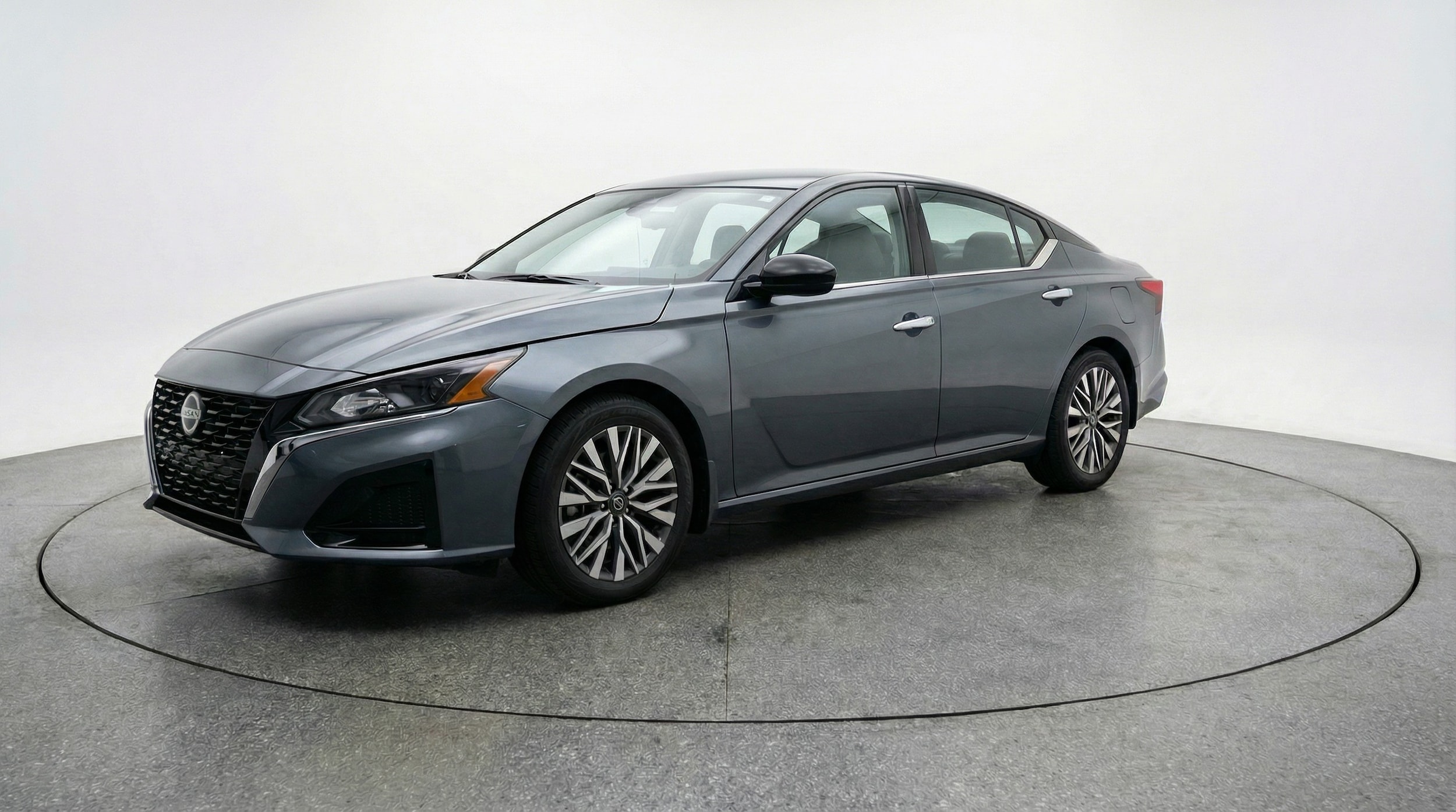 Thumbnail: 2025 Nissan Altima - 3