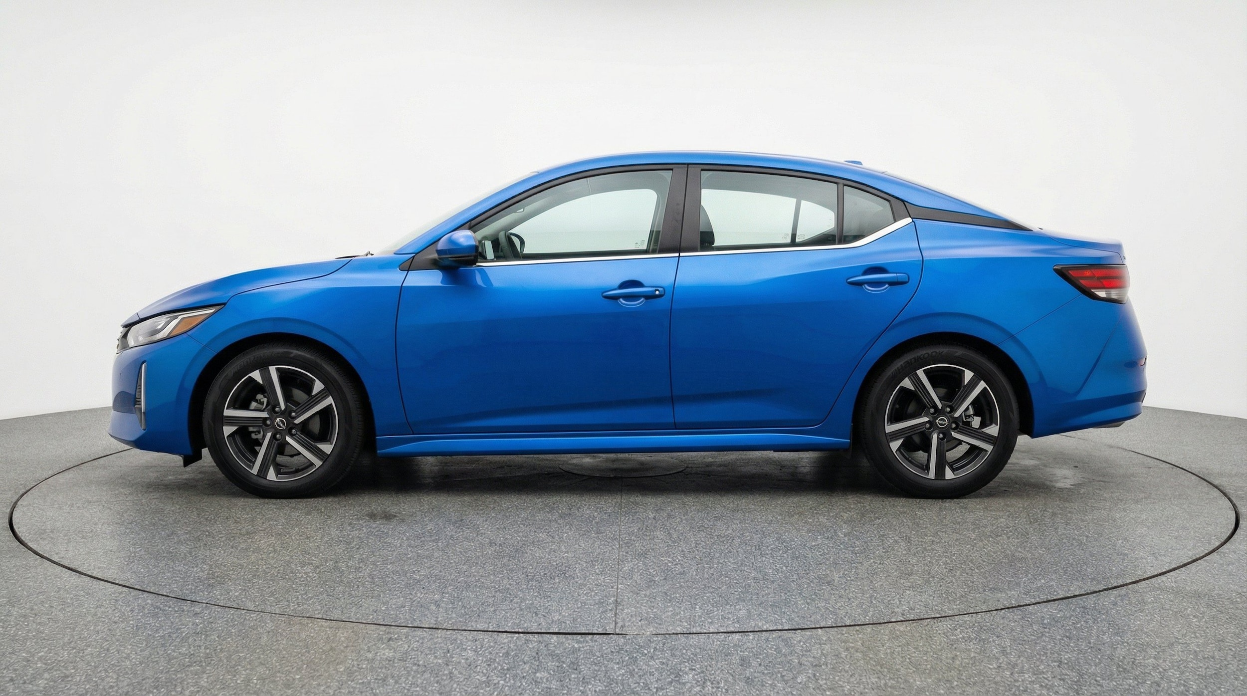 Thumbnail: 2025 Nissan Sentra - 5